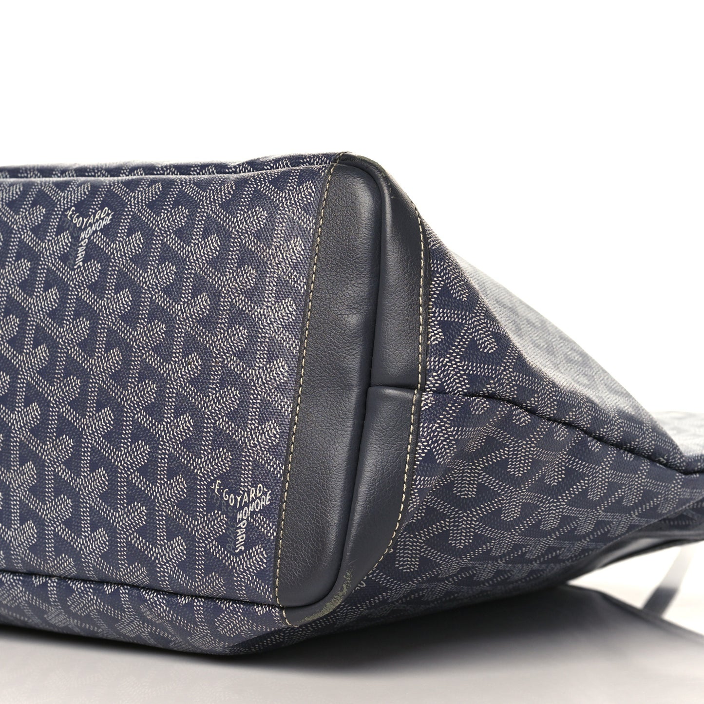 Goyardine Artois MM Grey