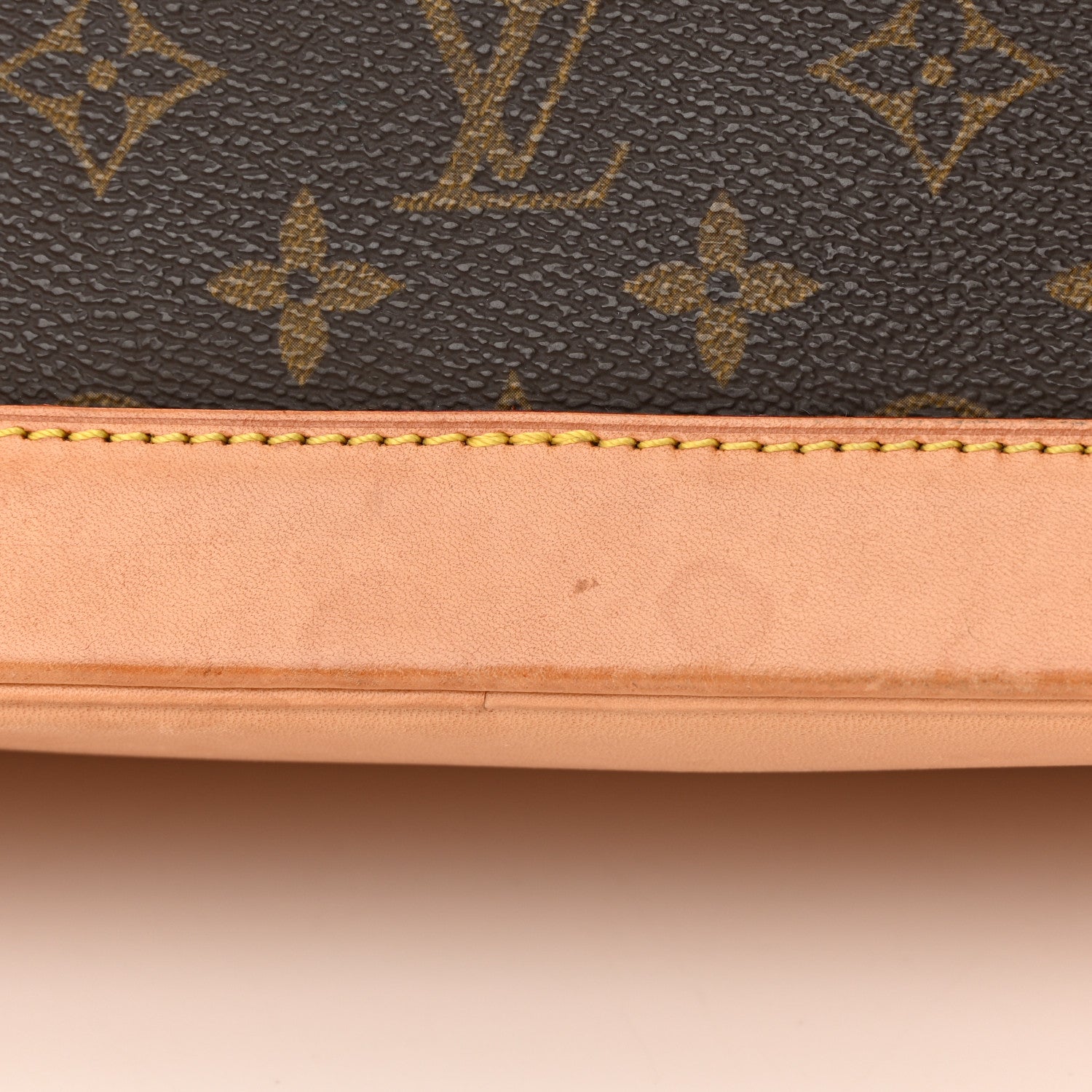 Louis Vuitton Monogram Alma PM 17 of 23