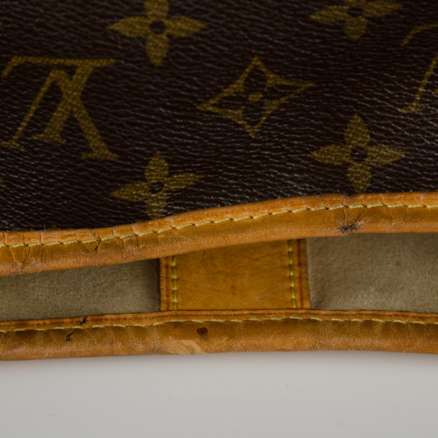 Louis Vuitton Monogram Galliera PM 9 of 11