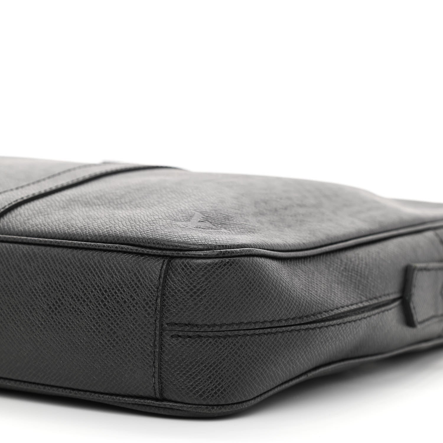 Louis Vuitton Taiga Porte Documents Voyage PM Ardoise 10 of 11