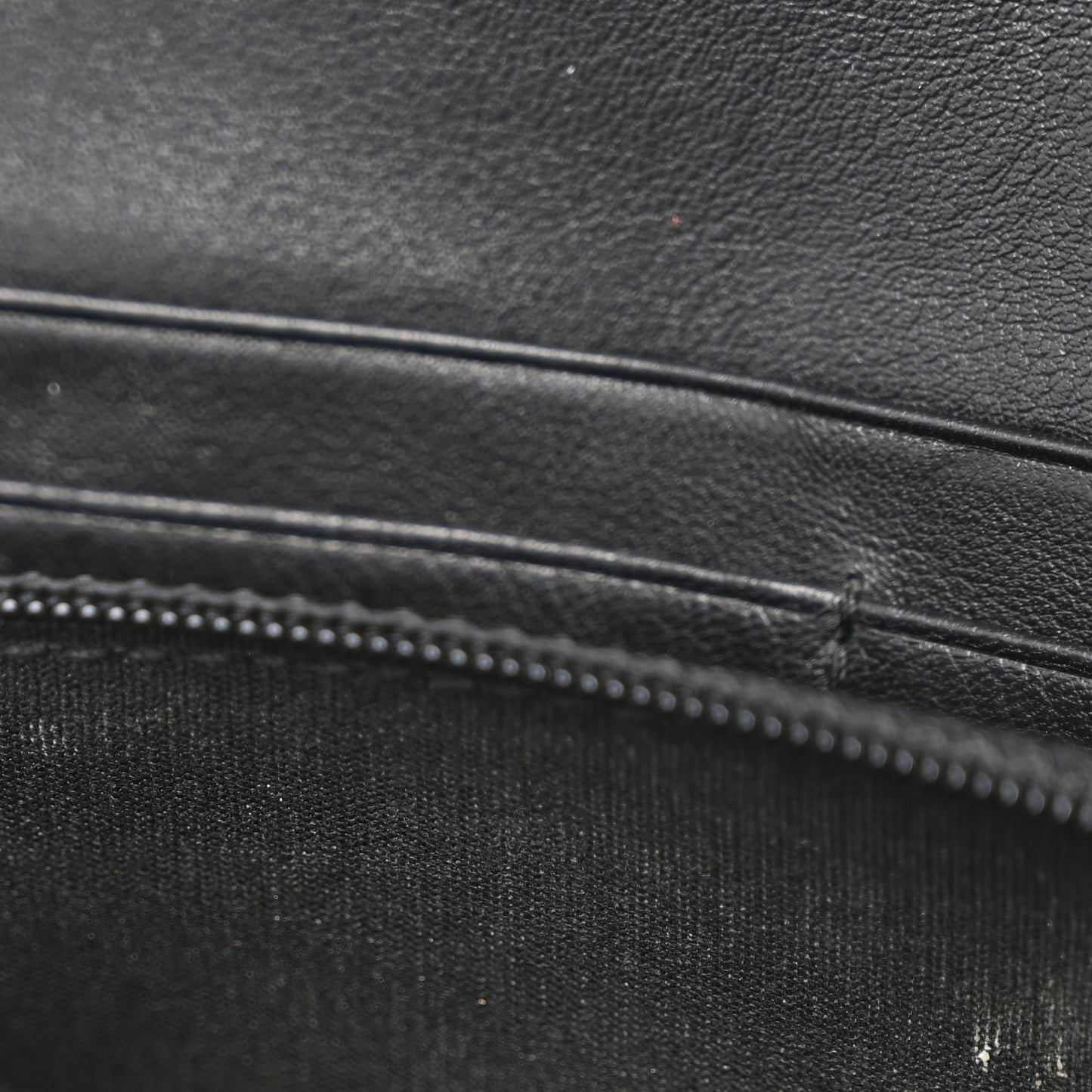 Patent Ultimate Rendez-vous Chain Wallet Black