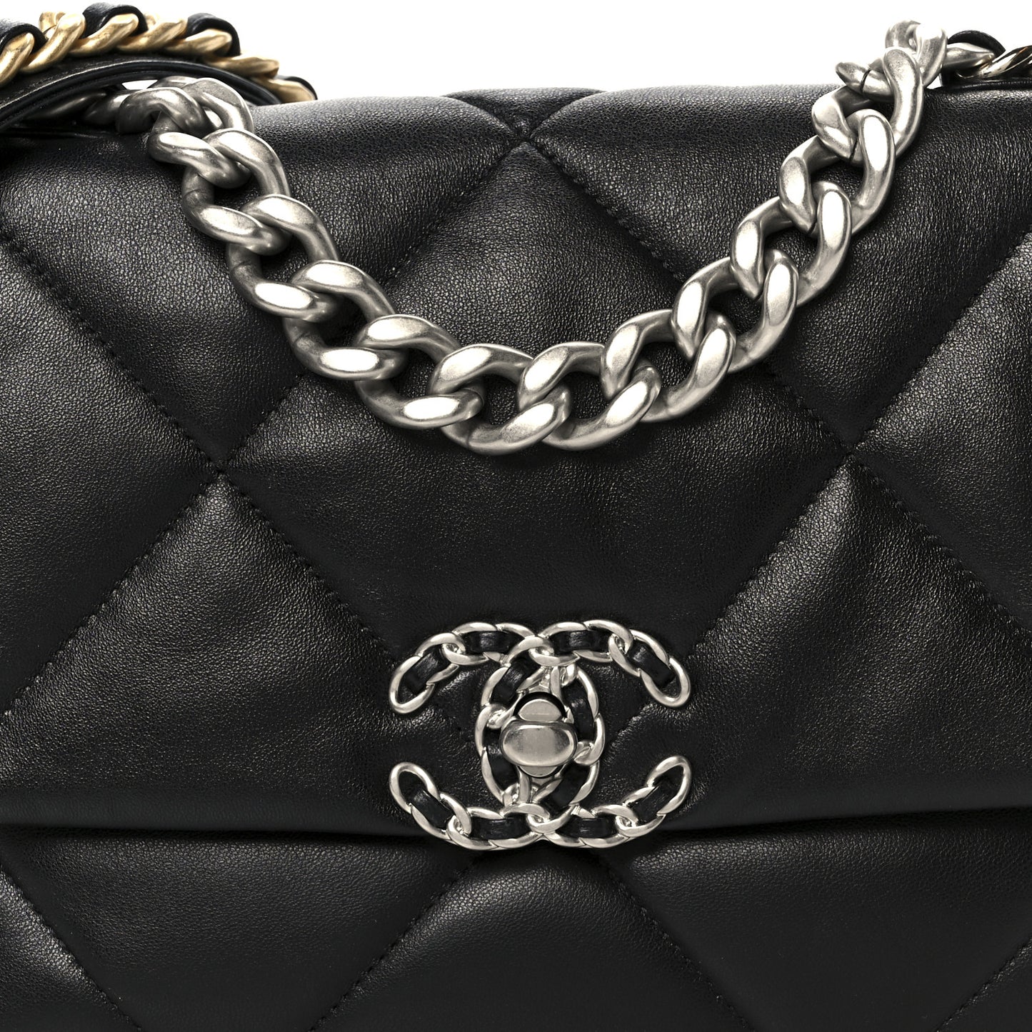 Lambskin Quilted Medium Chanel 19 Flap Black