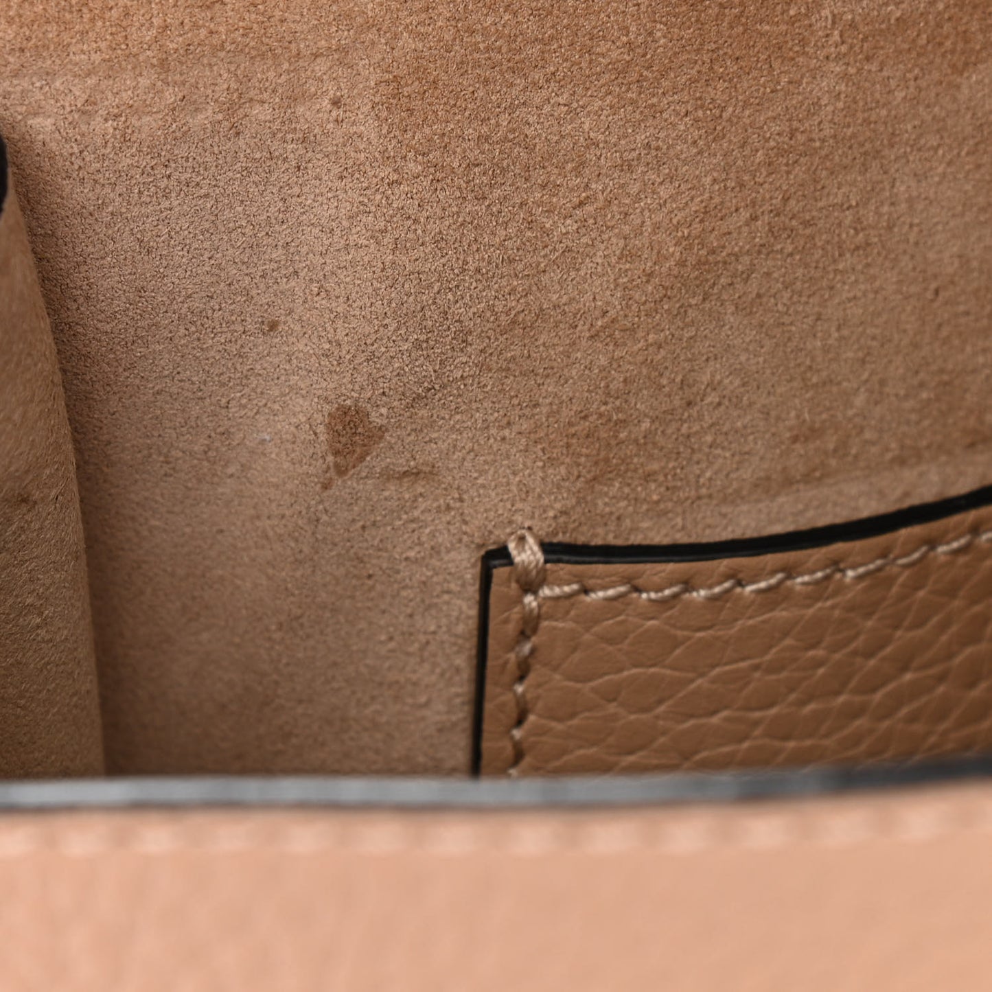 Pebbled Calfskin Medium Rockstud Flip Lock Crossbody Bag Camel Rose