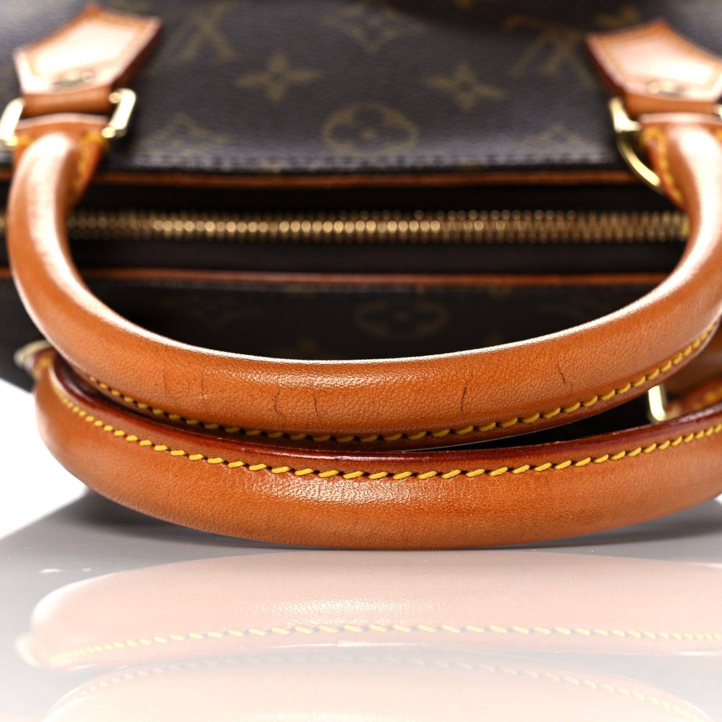 Monogram Ellipse MM