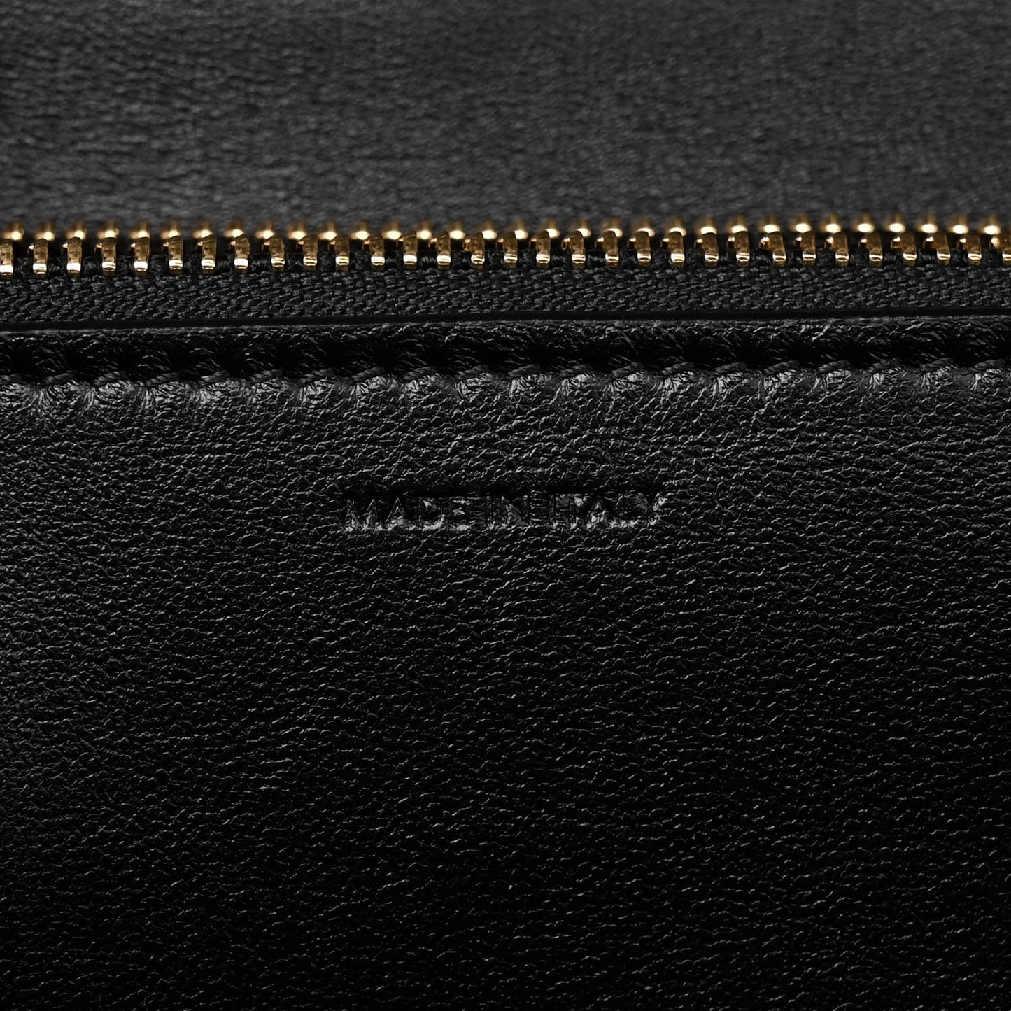 Box Calfskin Medium Classic Box Flap Bag Black