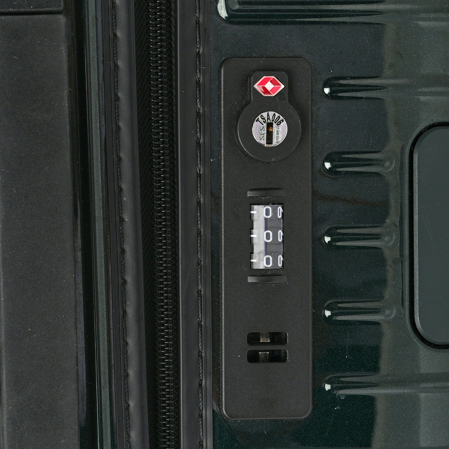 Gloss Polycarbonate Essential Lite Cabin Green