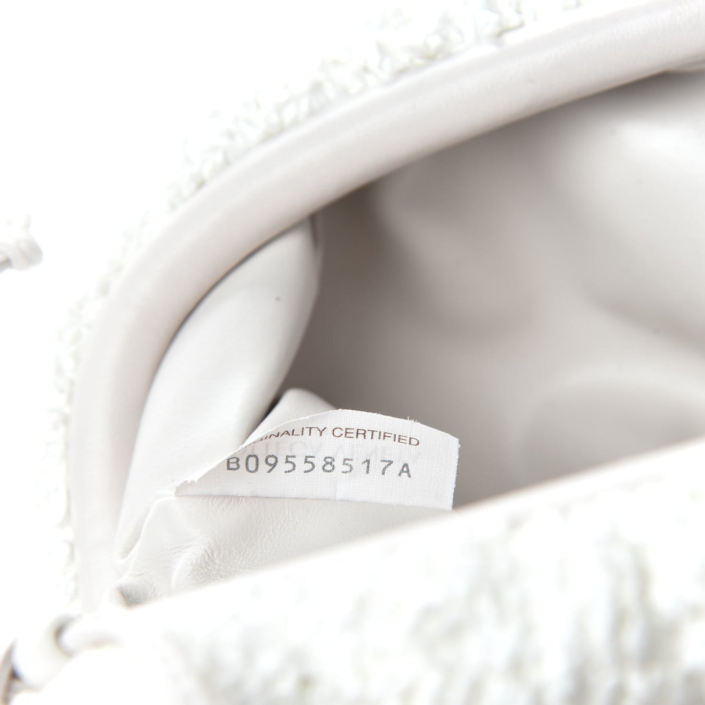 Boucle Curly Raffia The Mini Pouch White Chalk