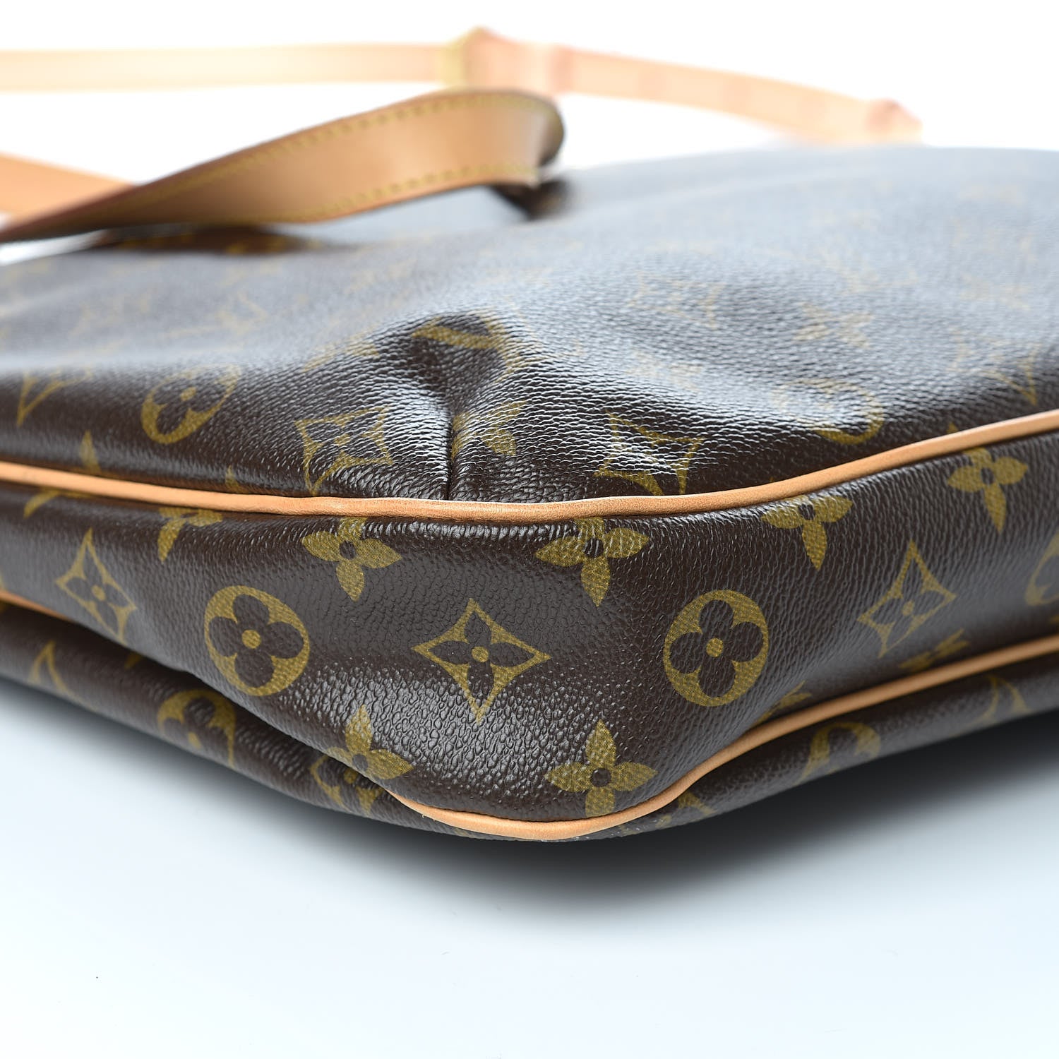 Louis Vuitton Monogram Odeon GM 8 of 14