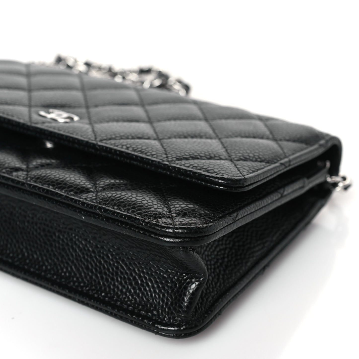Caviar Quilted Wallet on Chain WOC Black