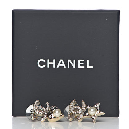 Chanel Crystal Pearl Charming Winter CC Star Heart Earrings Gold 4 of 4