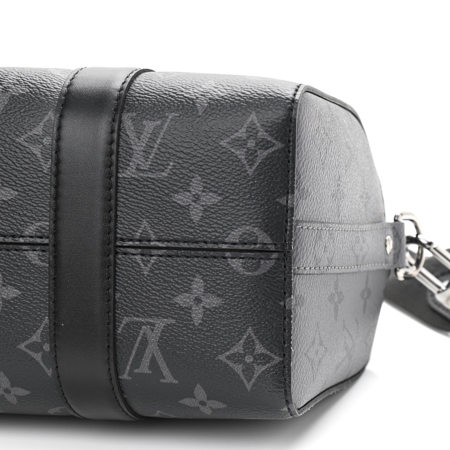 Louis Vuitton Reverse Monogram Eclipse City Keepall 9 of 9