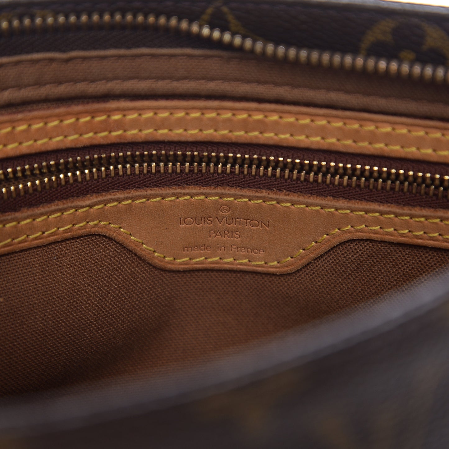 Monogram Trotteur