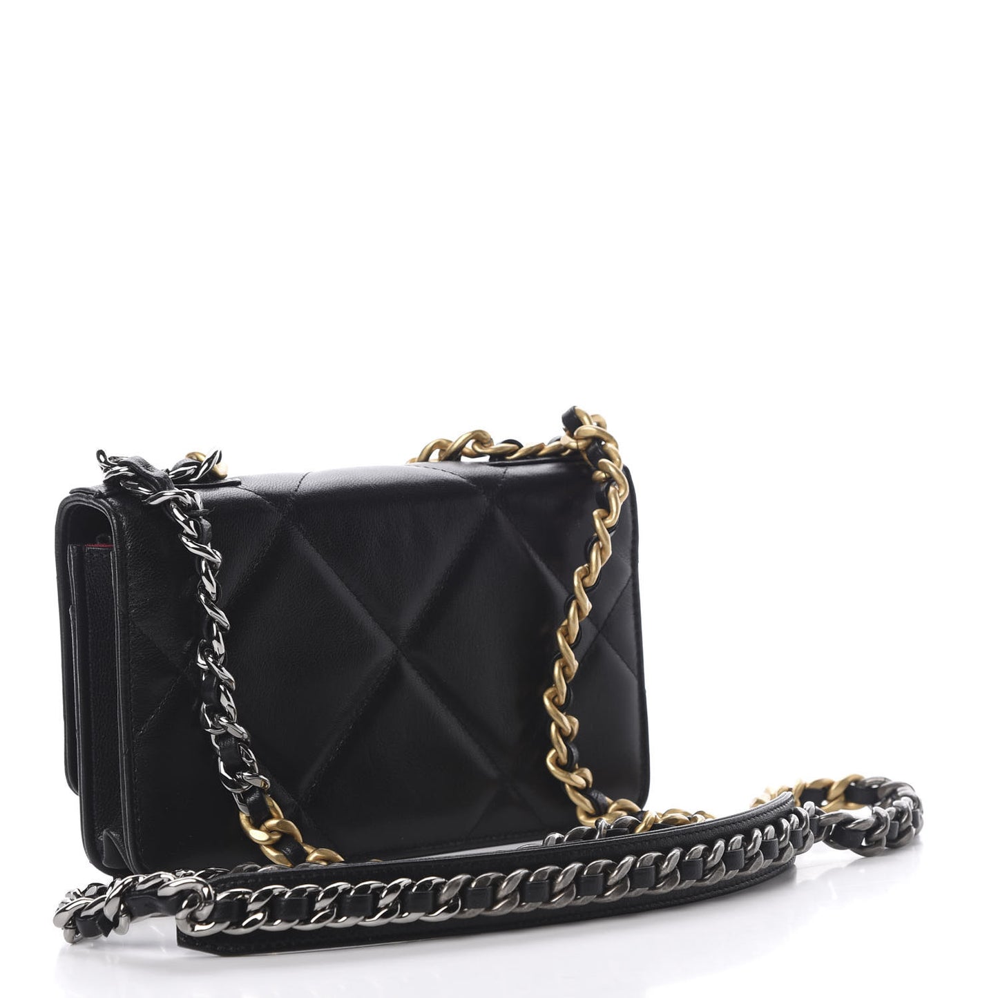 Shiny Goatskin Quilted 19 Wallet On Chain WOC Black