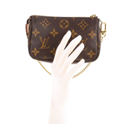 Louis Vuitton Monogram Mini Pochette Accessories 2 of 7