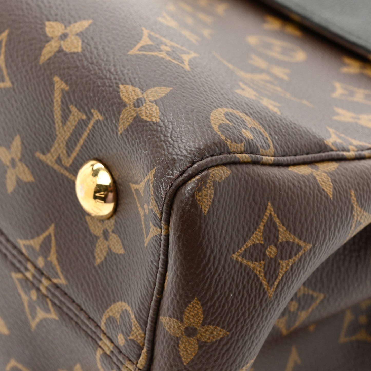 Monogram Venus Black
