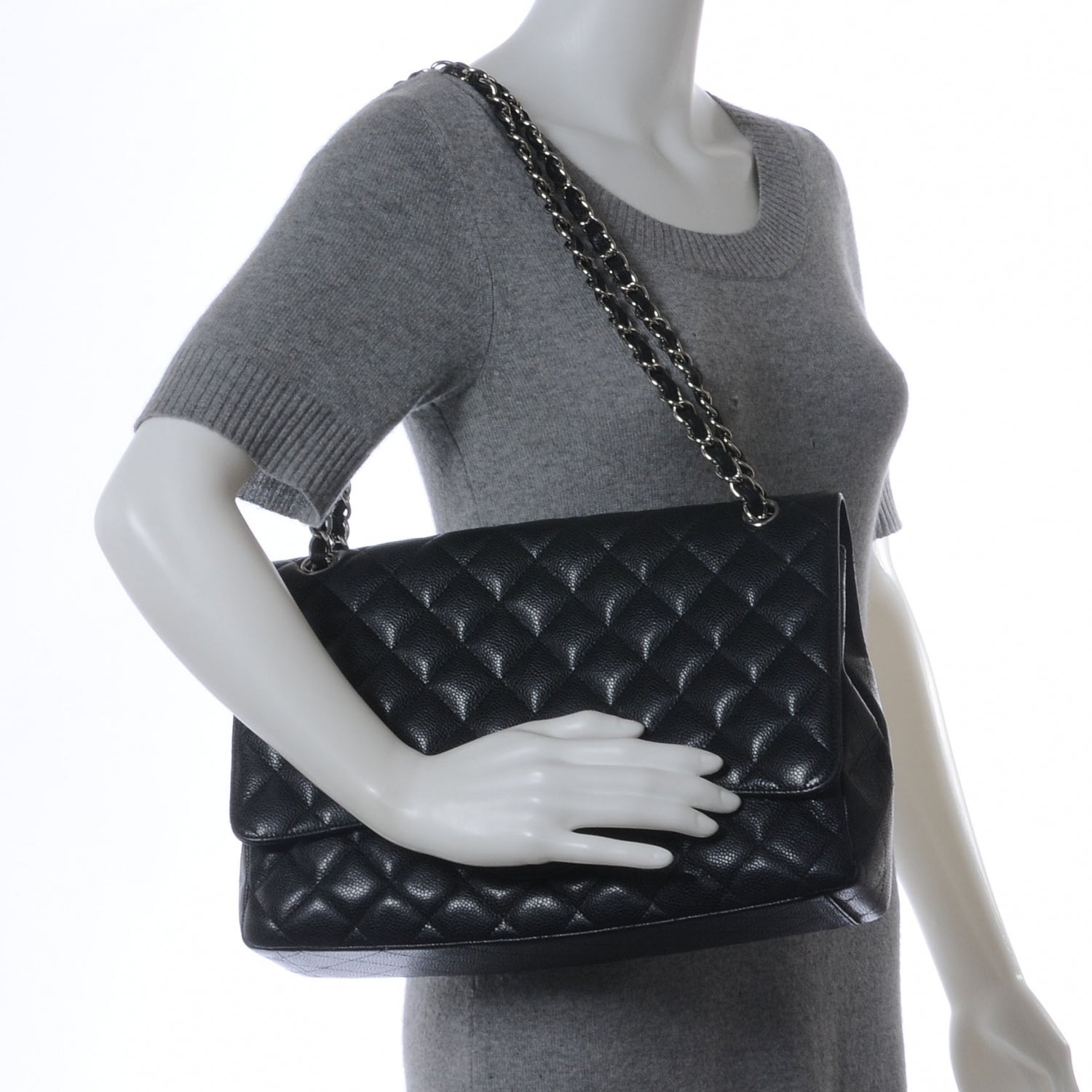 Chanel Caviar Maxi Single Flap Black 2 of 12