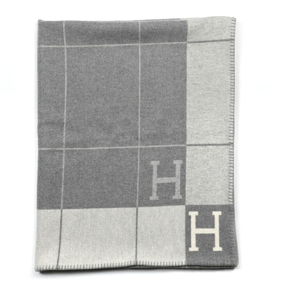 Hermes Wool Cashmere Avalon III Blanket Ecru Gris Clair 1 of 3