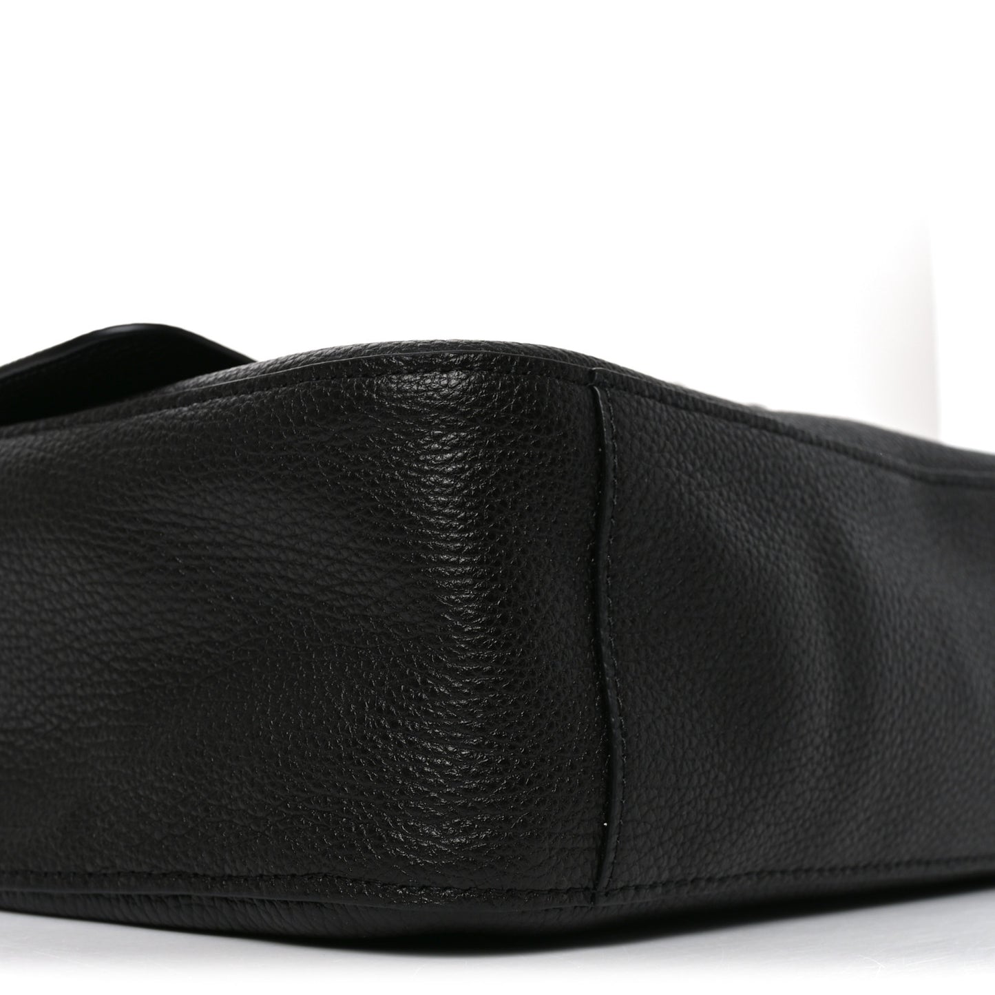 Grained Calfskin Small Souplissimo Maxi Flap Black