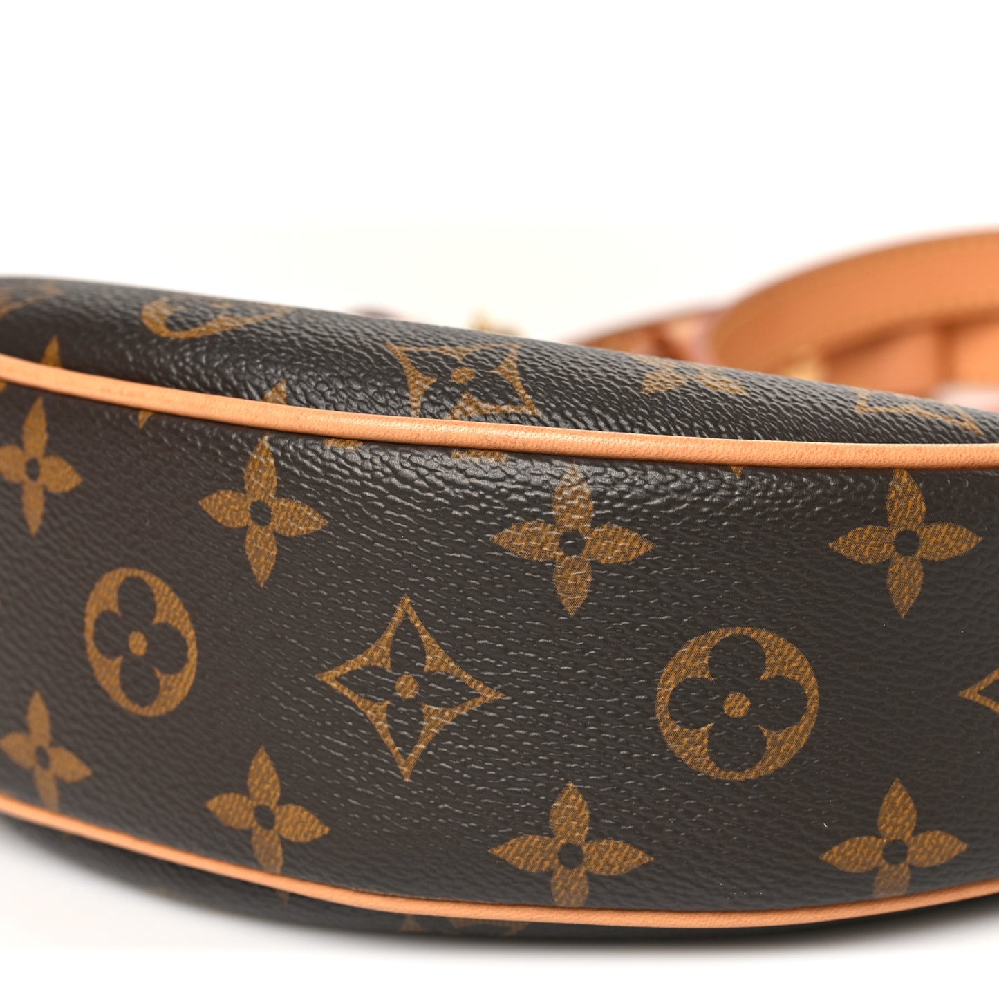 Monogram Loop