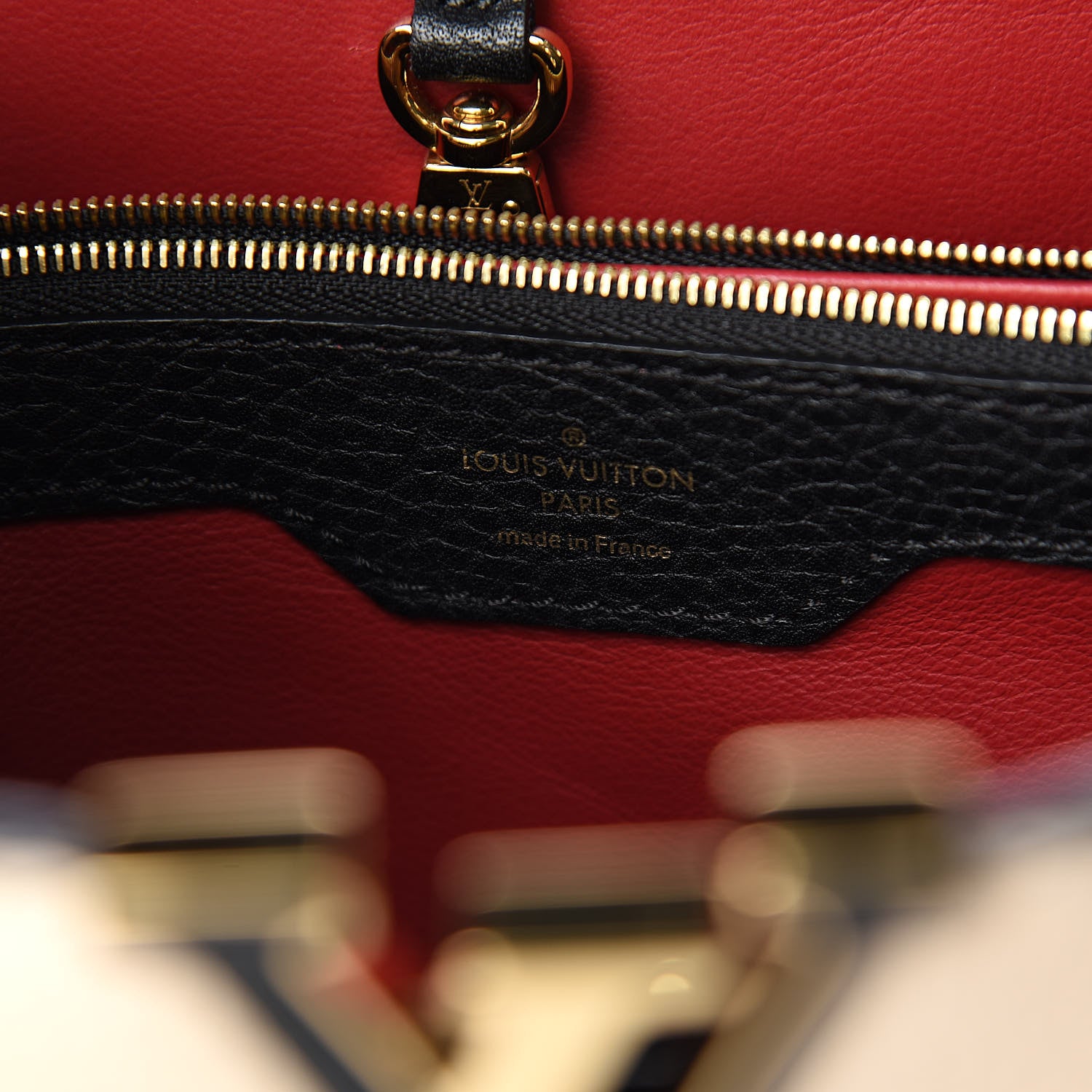 Louis Vuitton Taurillon Capucines MM Black 6 of 13