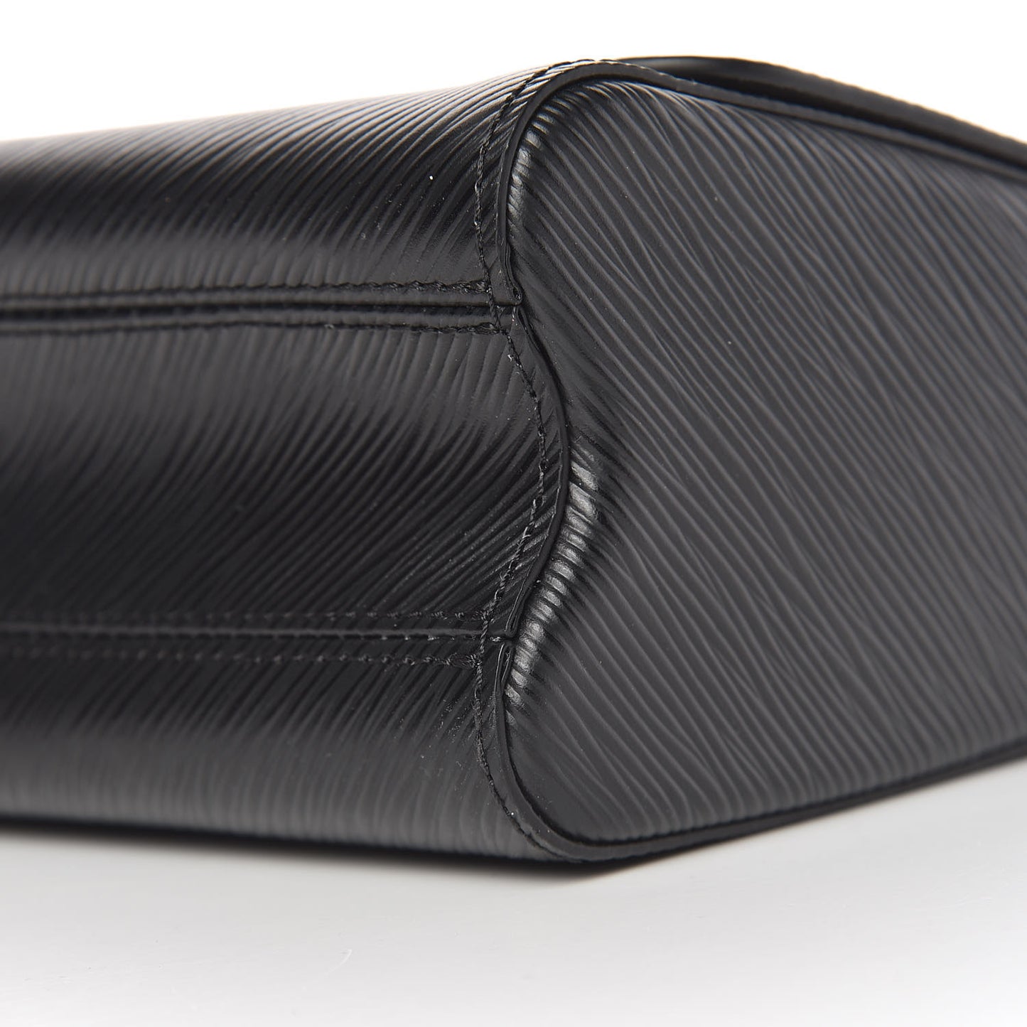 Epi Twist Shoulder Bag MM Black