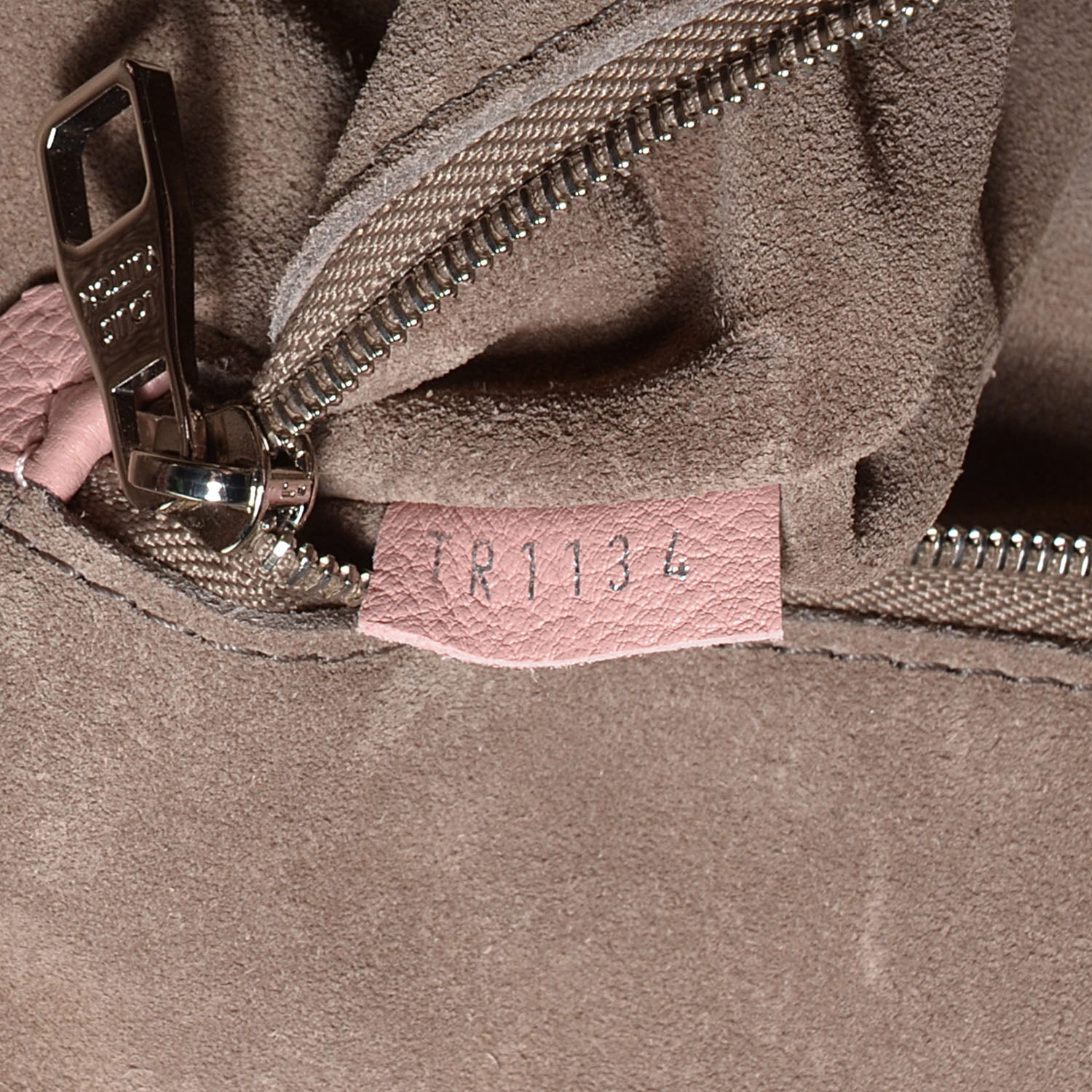 Louis Vuitton Veau Cachemire Soft Lockit MM Magnolia 7 of 8