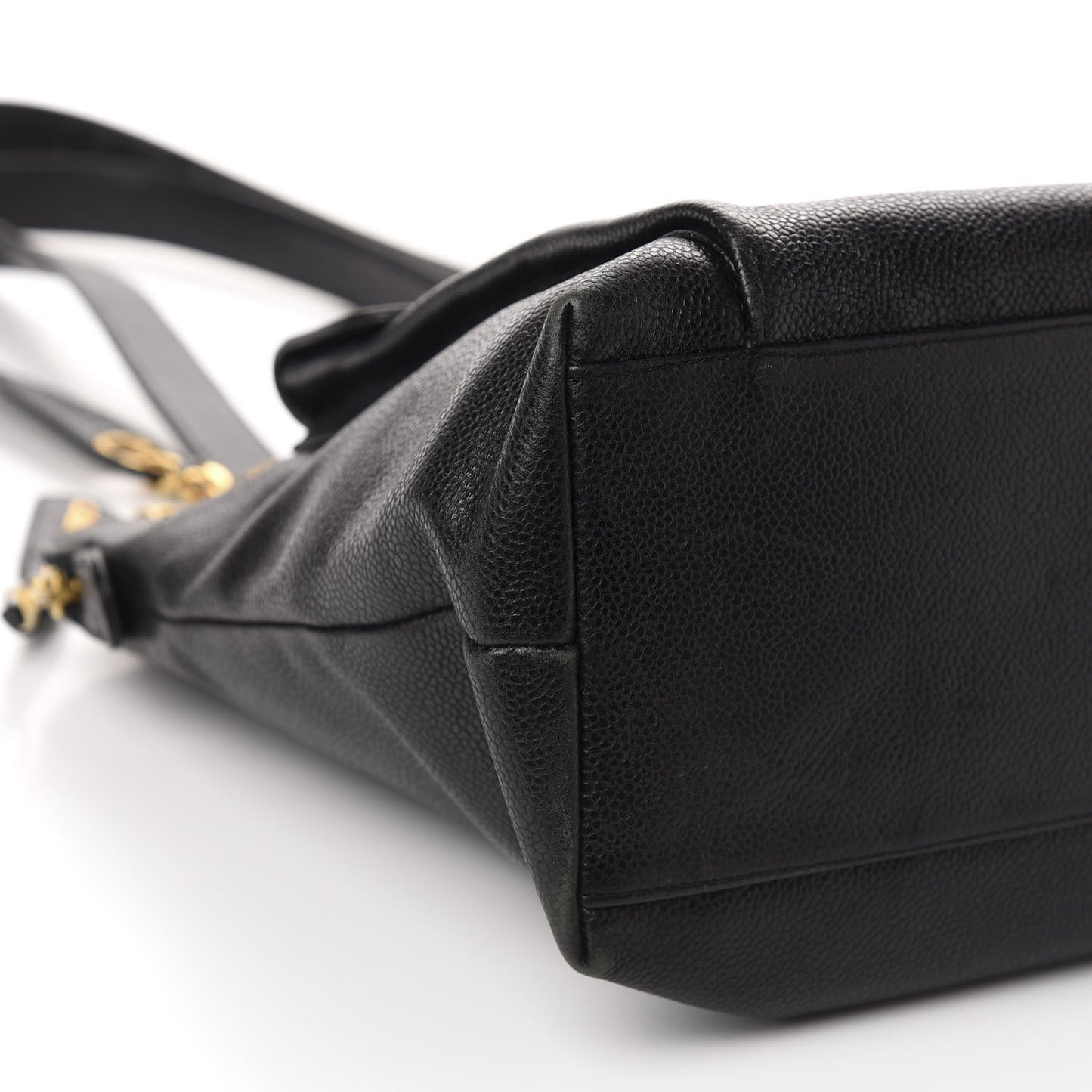 Caviar CC Shoulder Bag Black