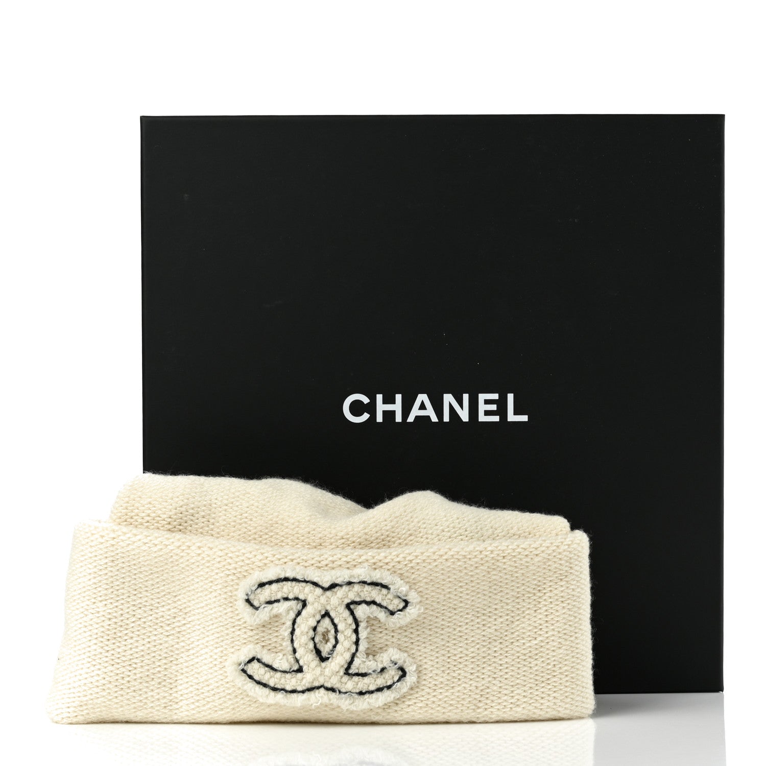 Chanel Cashmere CC Beanie Hat Ivory 4 of 4