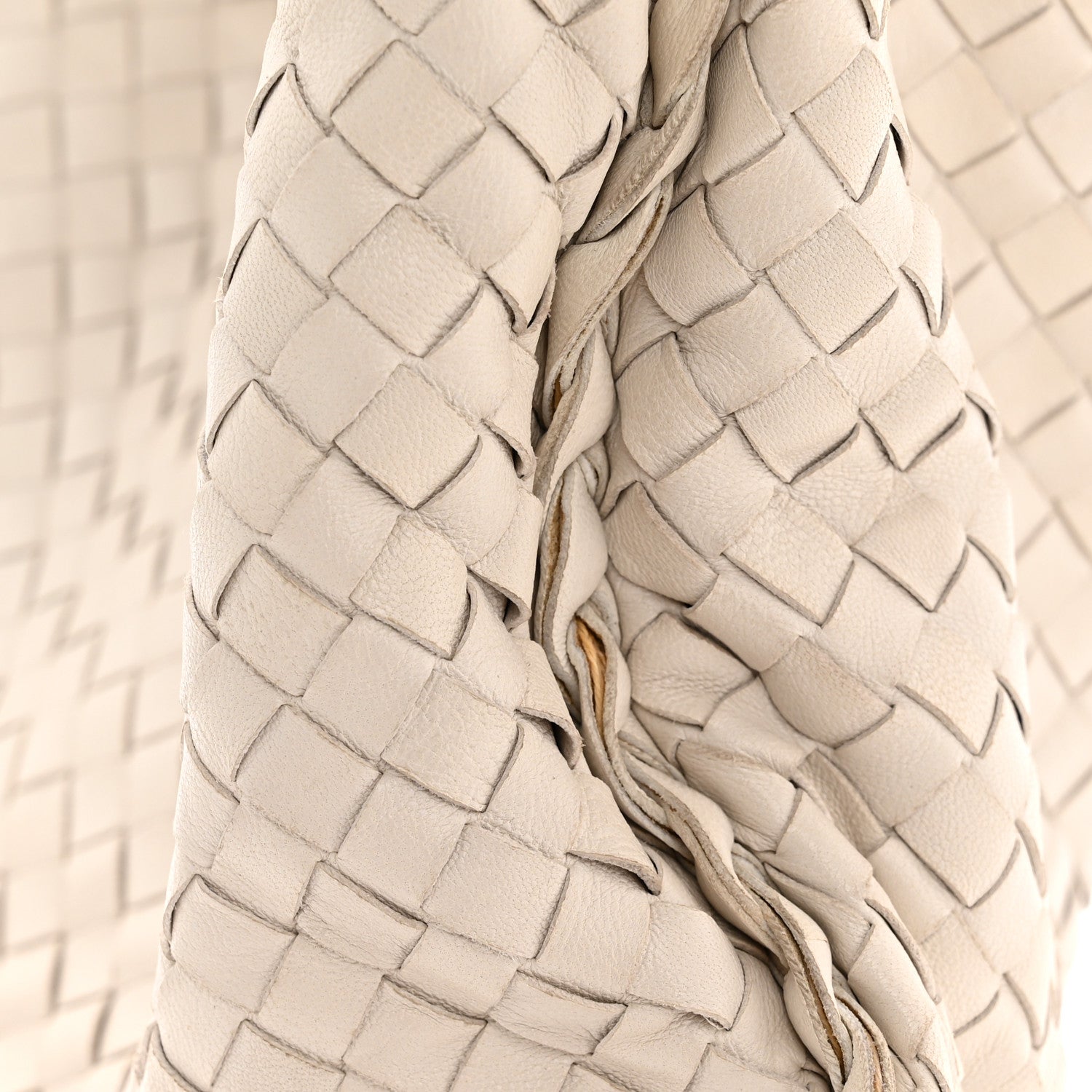Bottega Veneta Nappa Intrecciato Medium Veneta Mist 16 of 16