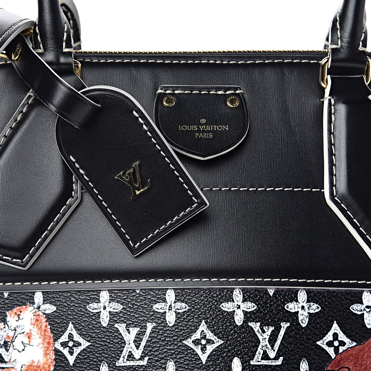 Calfskin Catogram Alma Souple MM Black