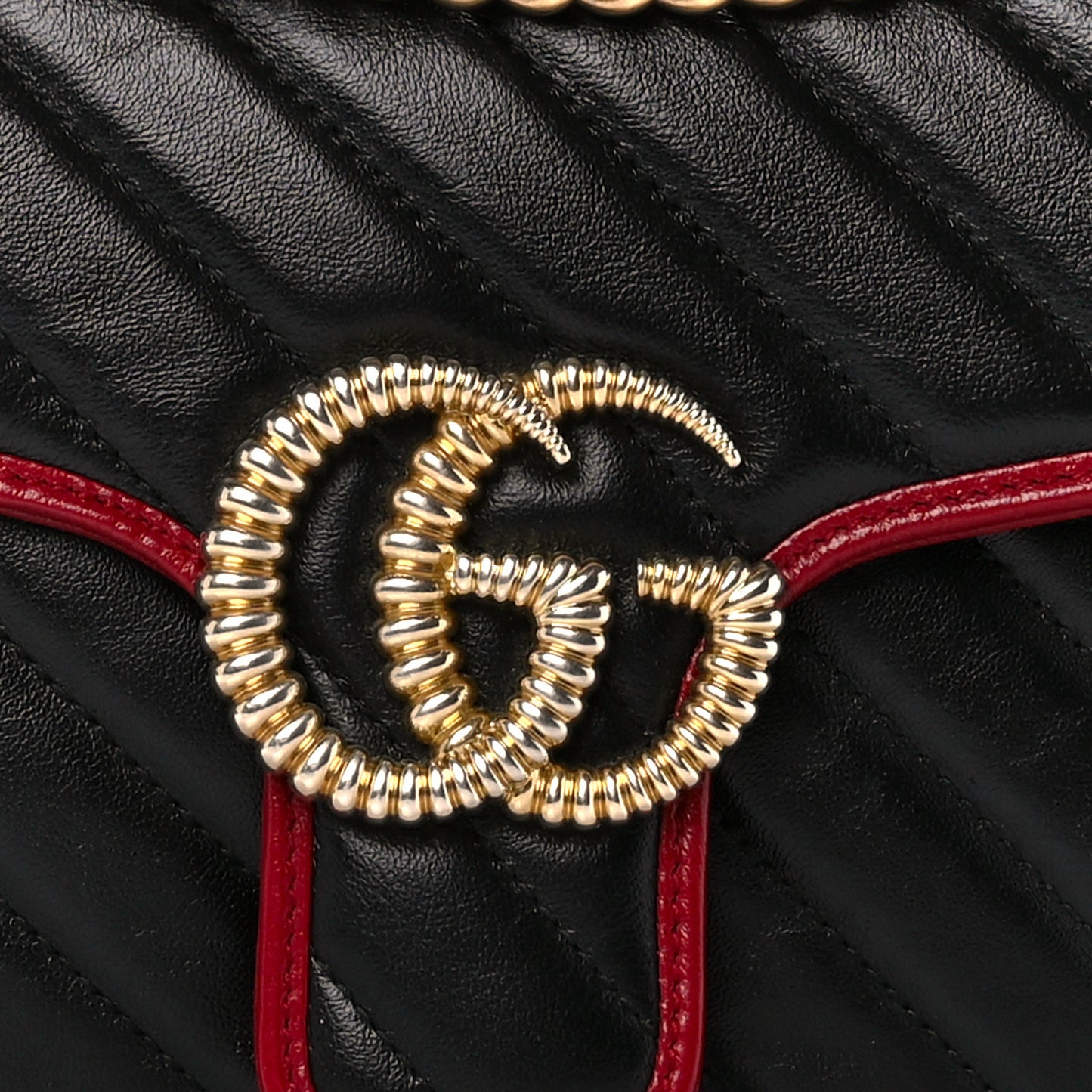 Vintage Effect Calfskin Matelasse Diagonal Small Torchon GG Marmont Shoulder Bag Black Romantic Cherry