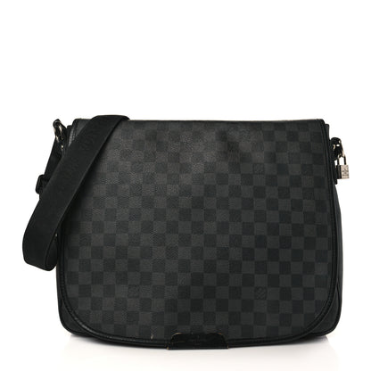 Louis Vuitton Damier Graphite Daniel GM 1 of 9