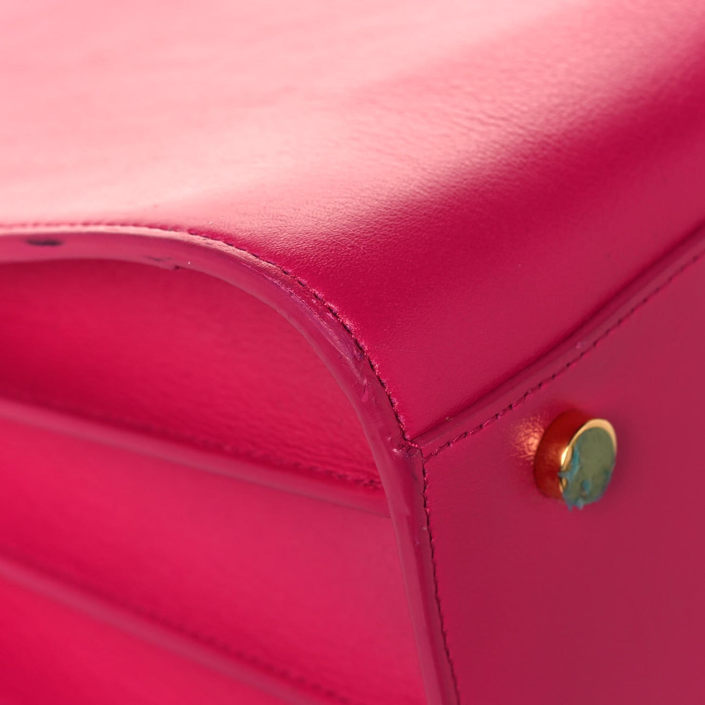 Calfskin Small Sac De Jour Lipstick Fuchsia