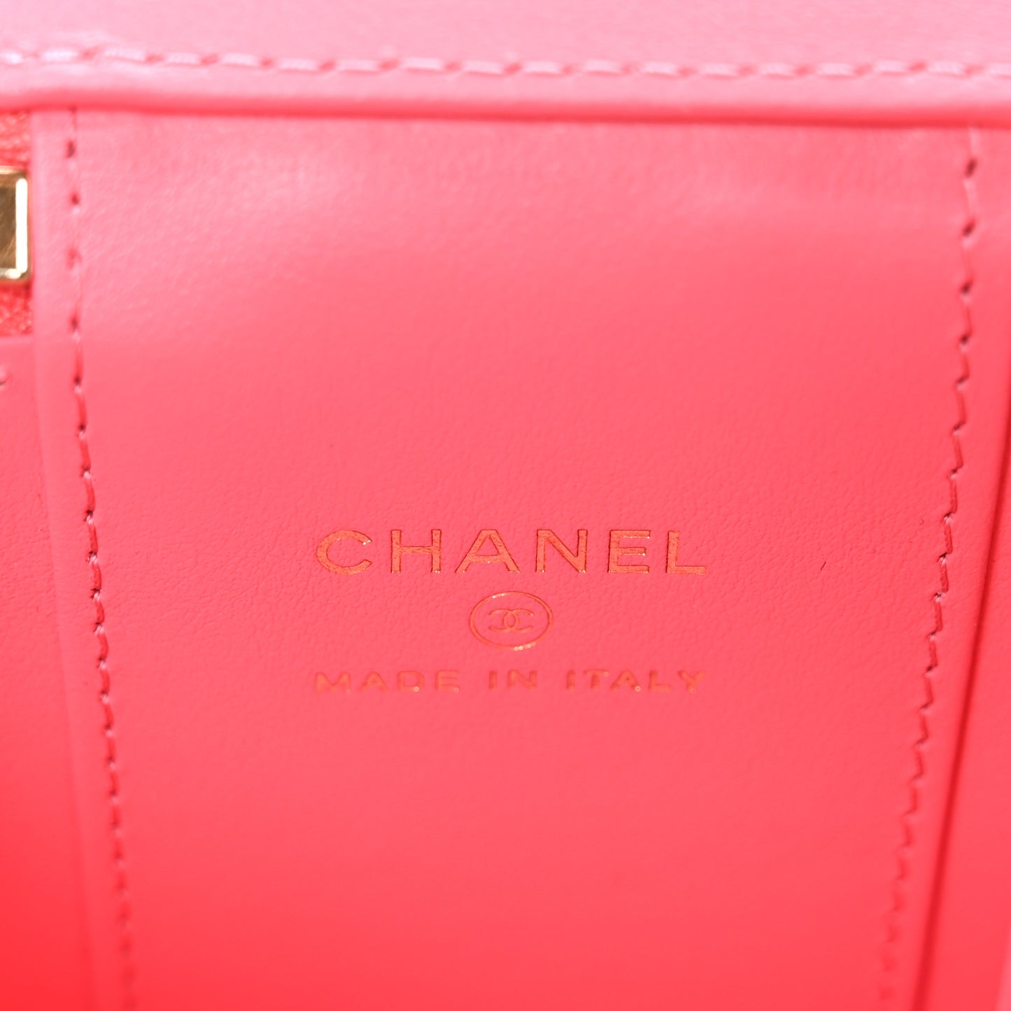 Caviar Quilted Mini Vanity Case With Chain Pink