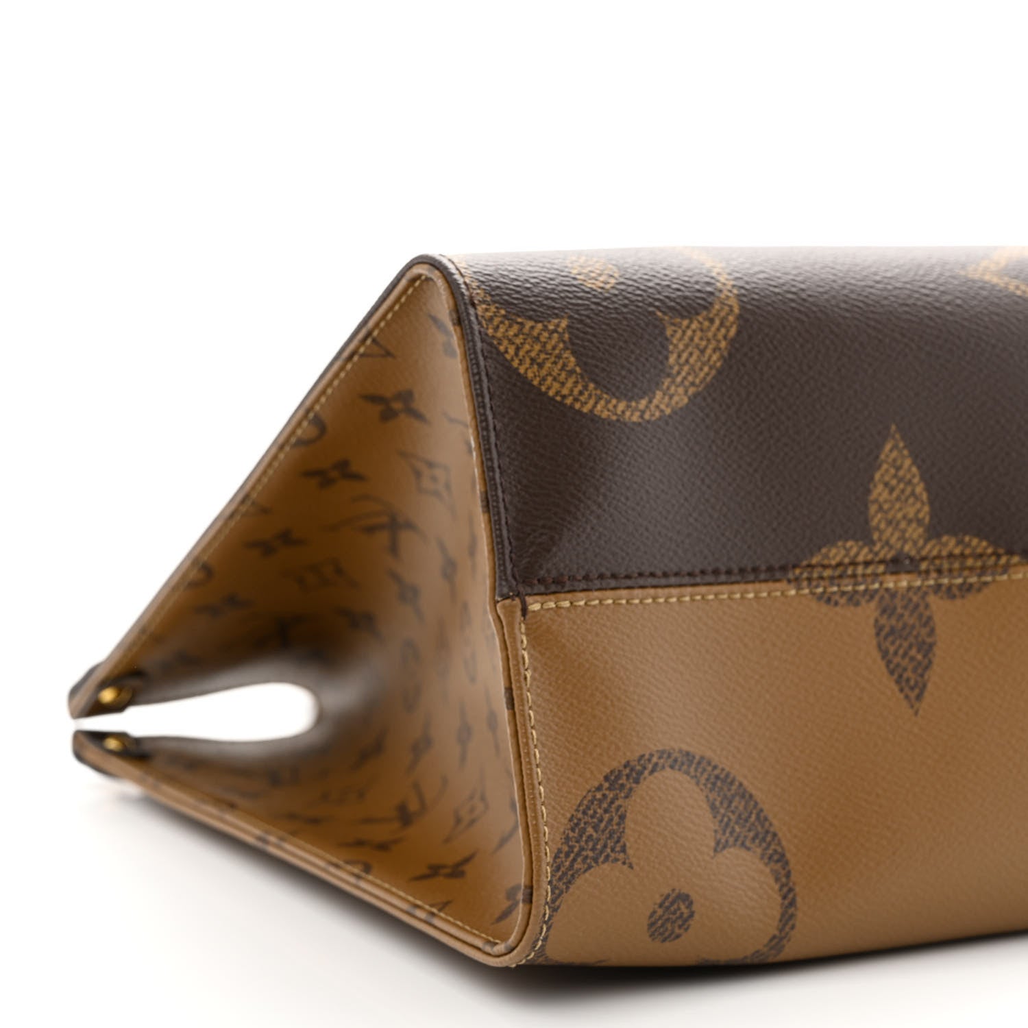 Louis Vuitton Reverse Monogram Giant Onthego MM 9 of 11