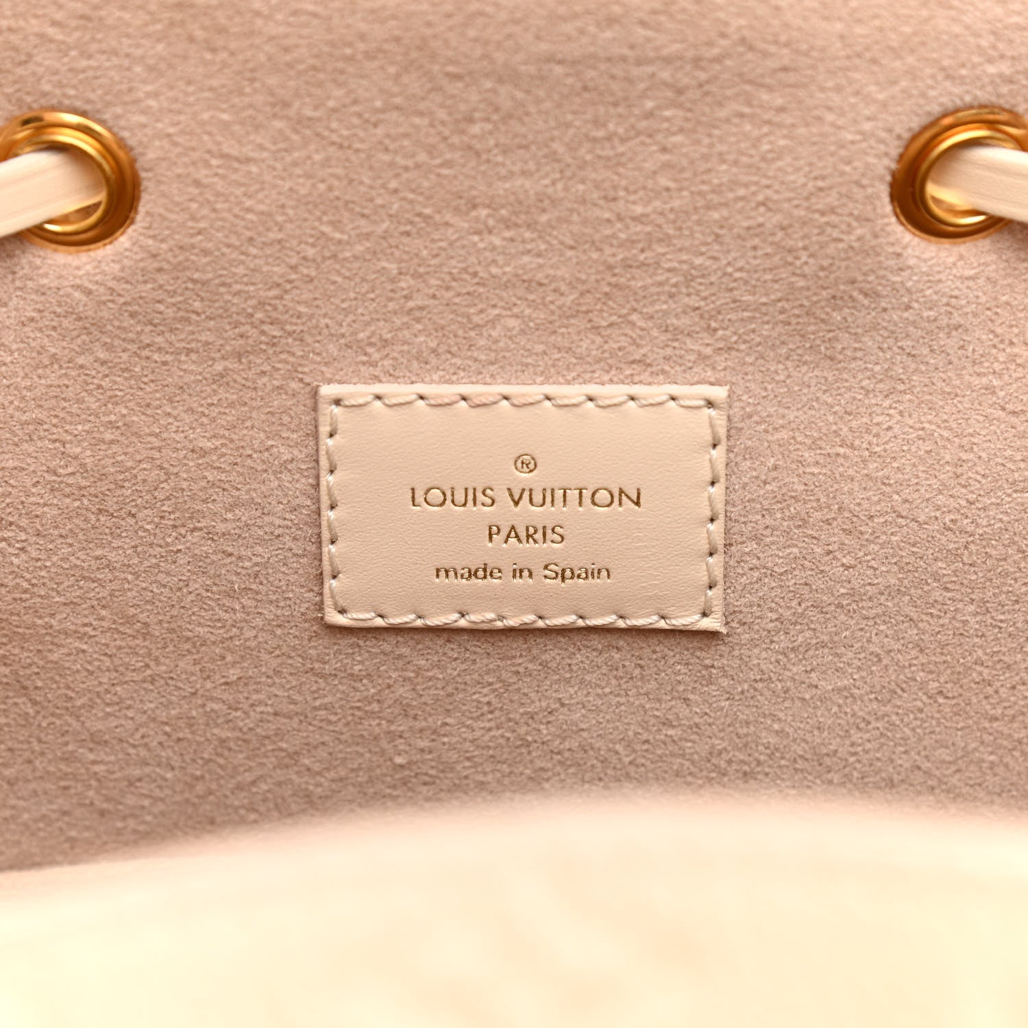Louis Vuitton Empreinte Montsouris PM Creme 6 of 13
