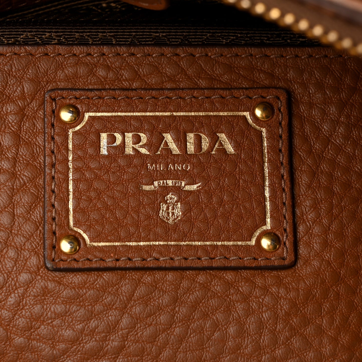 Vitello Daino Large Double Zip Tote Brandy