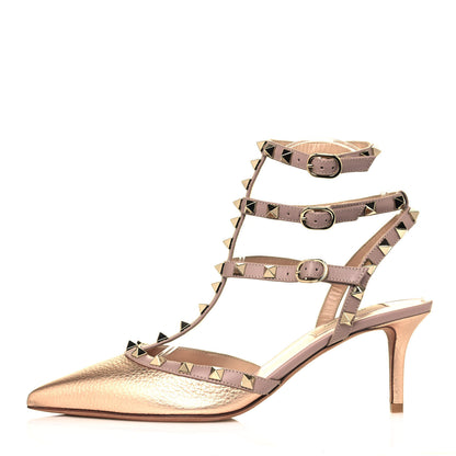 Valentino Garavani Metallic Pebbled Calfskin Rockstud Ankle Strap 65mm Pumps 39 Rame Poudre 1 of 7