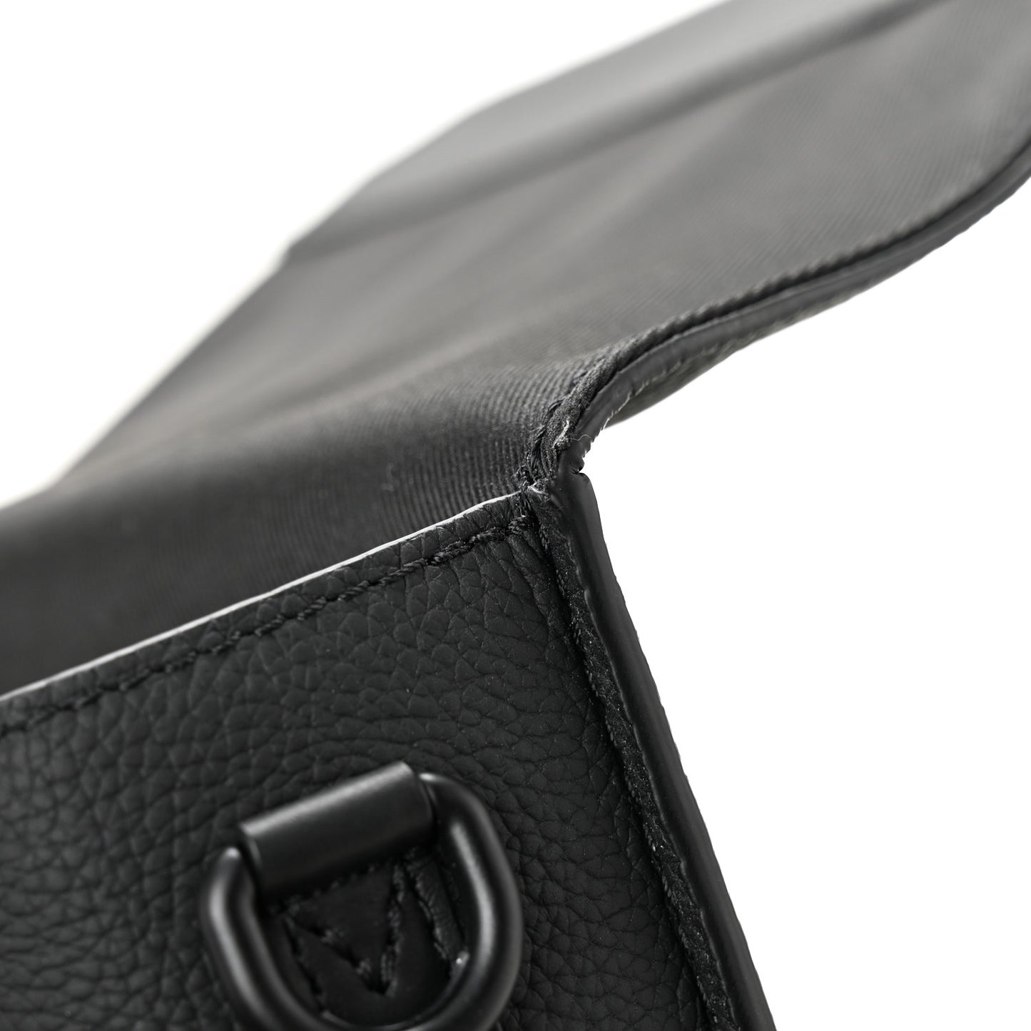 Calfskin Aerogram Fastline Wearable Wallet Black