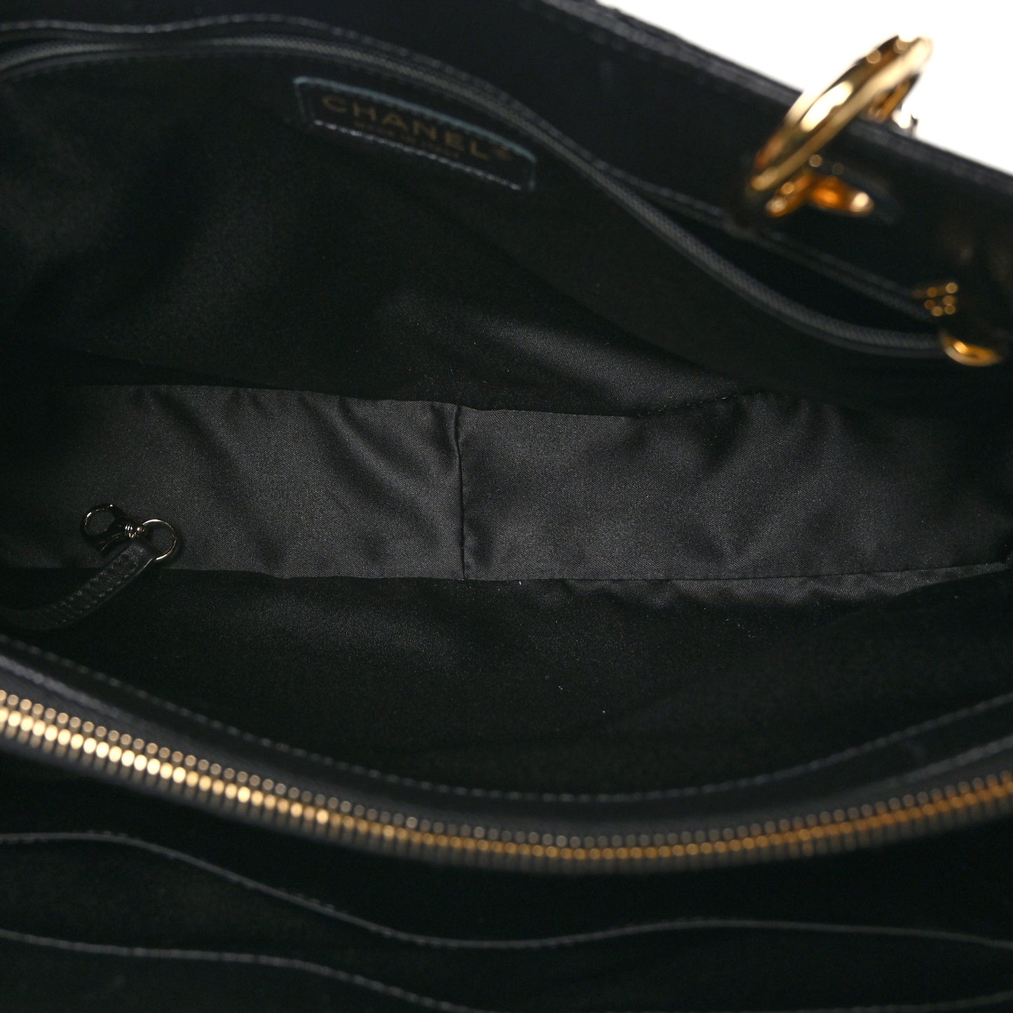 Caviar Quilted Grand Shopping Tote GST Black