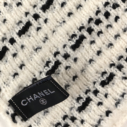 Chanel Wool Cashmere Silk Knit CC Scarf Black White 4 of 4