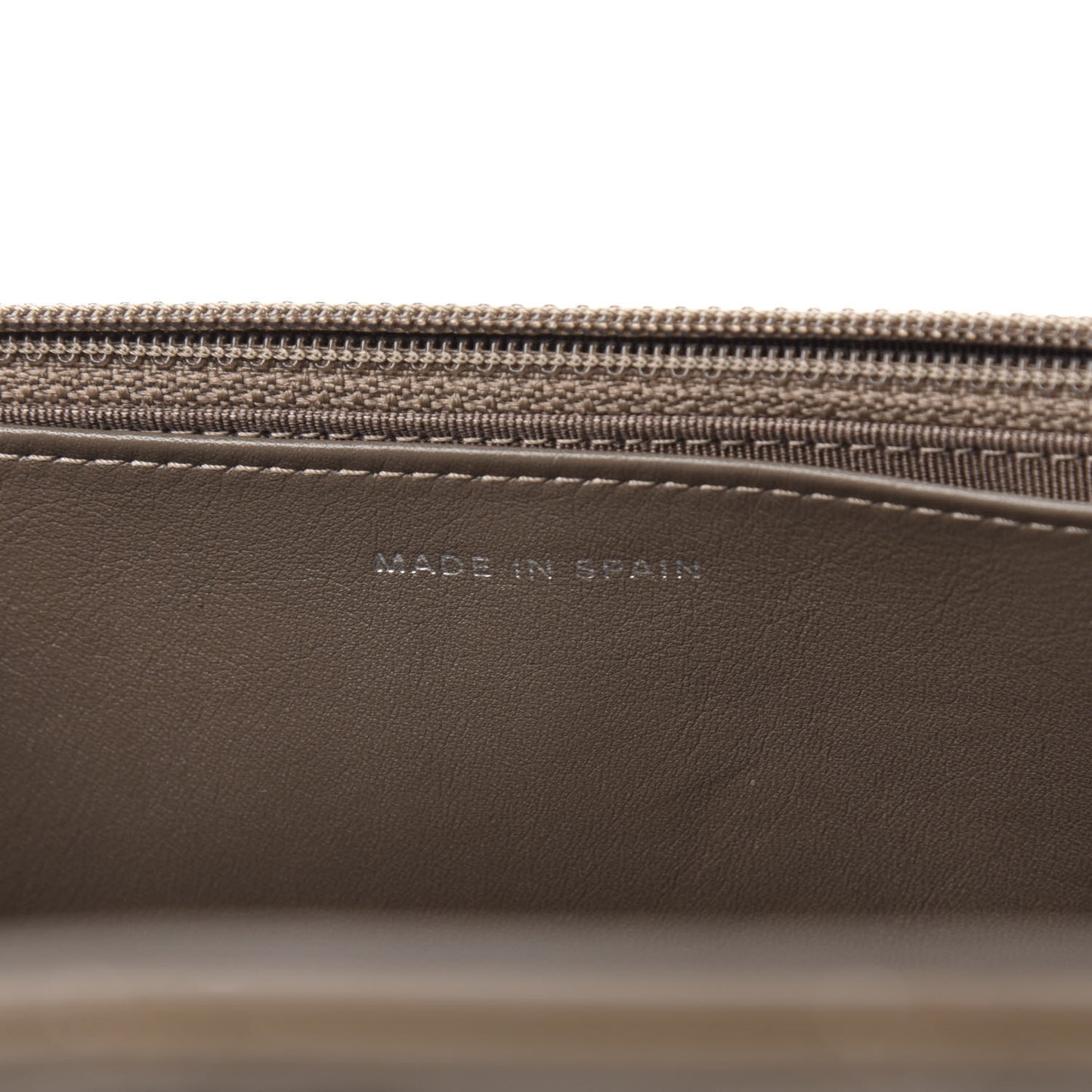 Patent Quilted Wallet On Chain WOC Brown