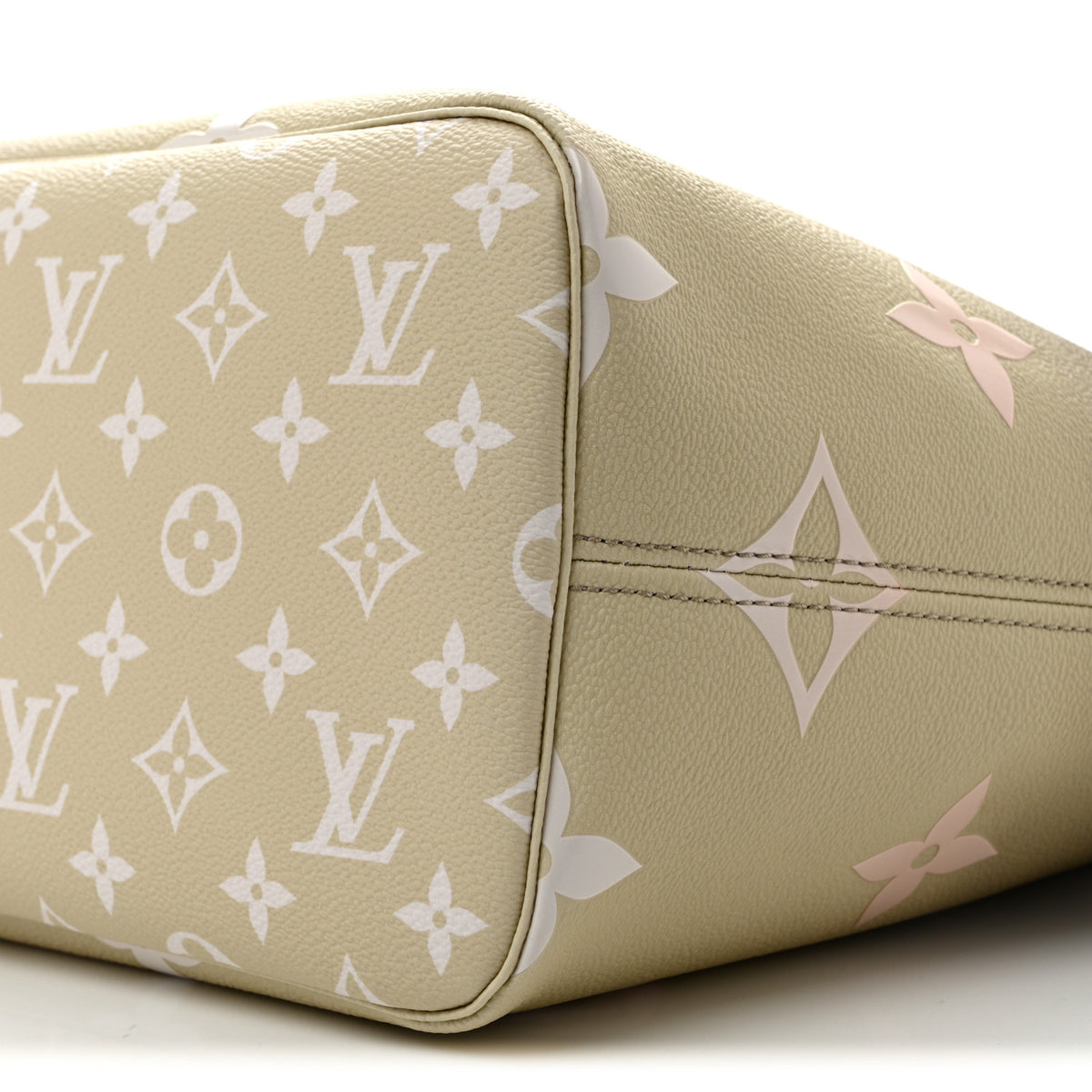 Monogram Giant Spring In The City Neverfull MM Sunset Kaki