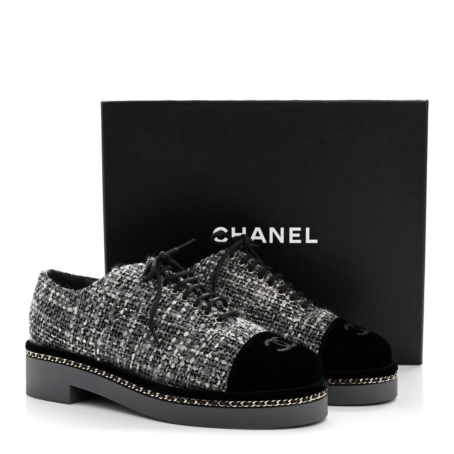 Chanel Tweed Suede CC Lace Up Oxfords 38.5 Grey Black 1809348