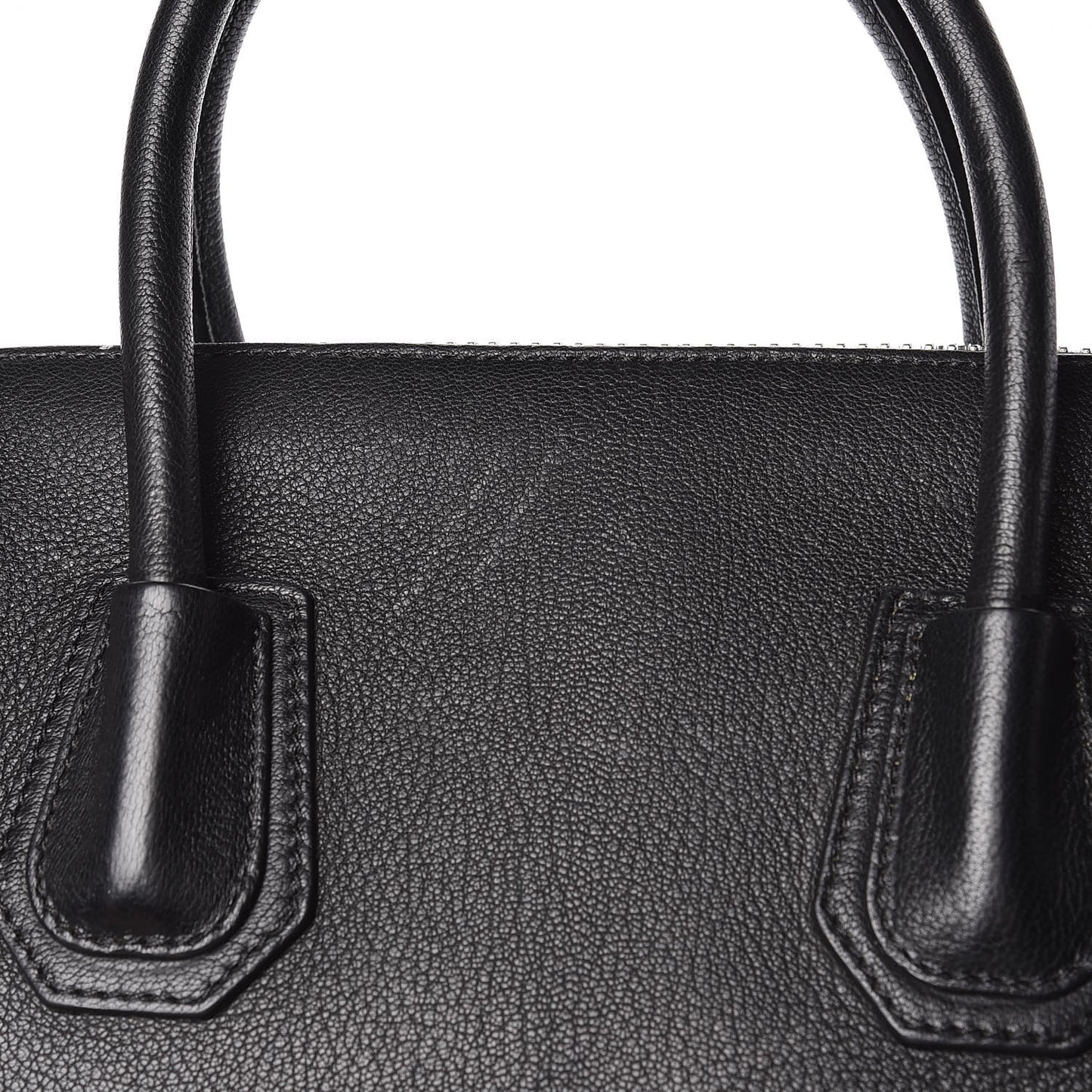 Sugar Goatskin Medium Antigona Black