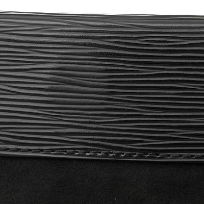 Louis Vuitton Epi Cluny MM Black 9 of 14