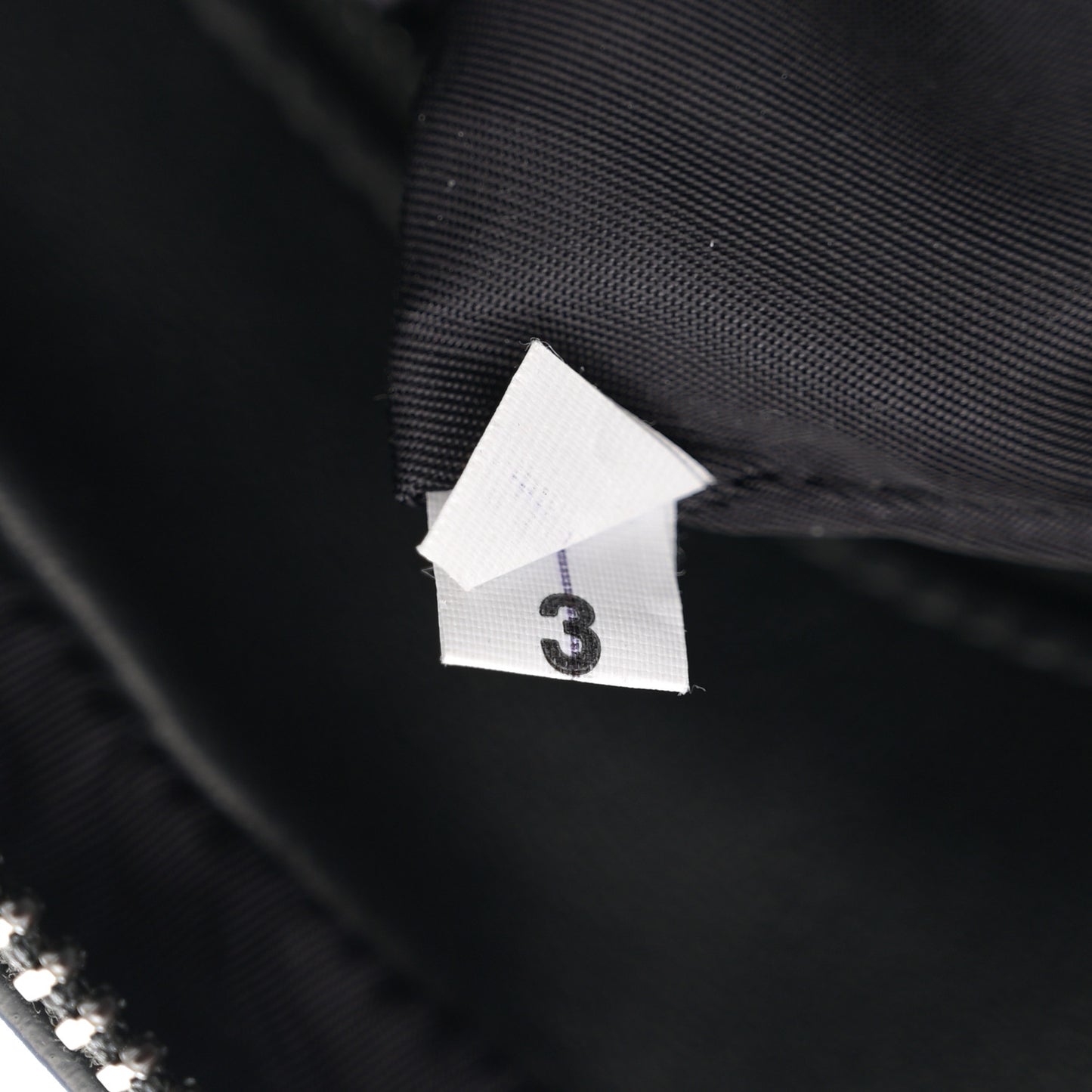 Grace Lux Montagna Messenger Bag Black