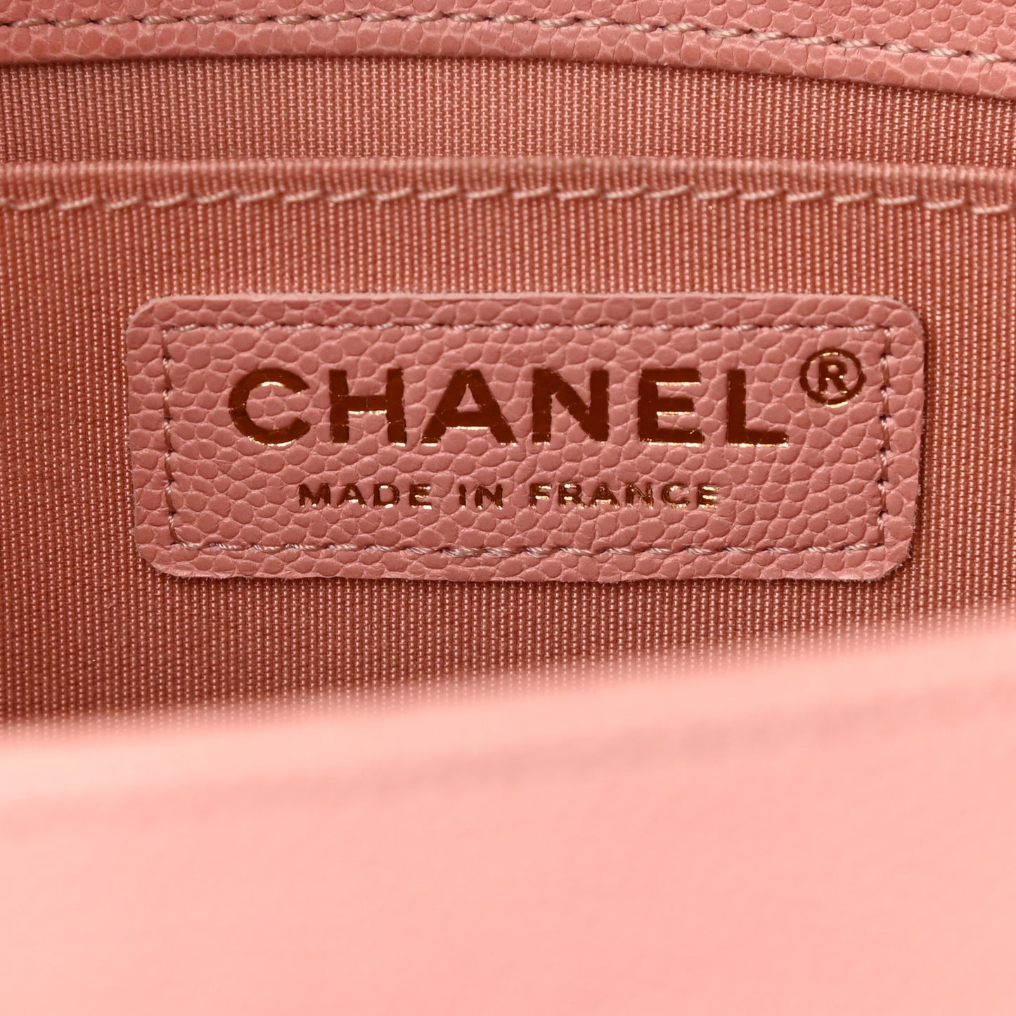 Caviar Quilted Medium Boy Flap Pink