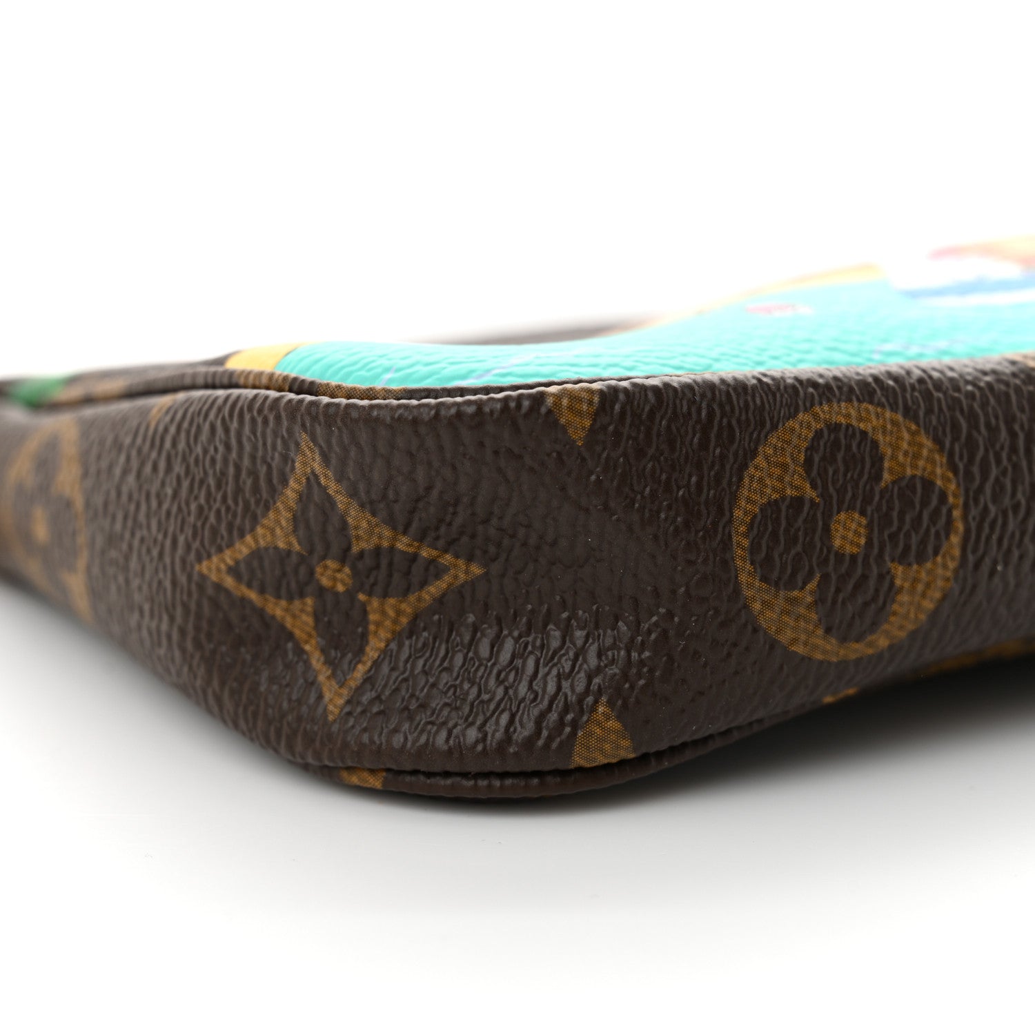 Louis Vuitton Monogram 2023 Christmas Animation Sailing Pochette Accessories Dragon Fruit Pink 8 of 9
