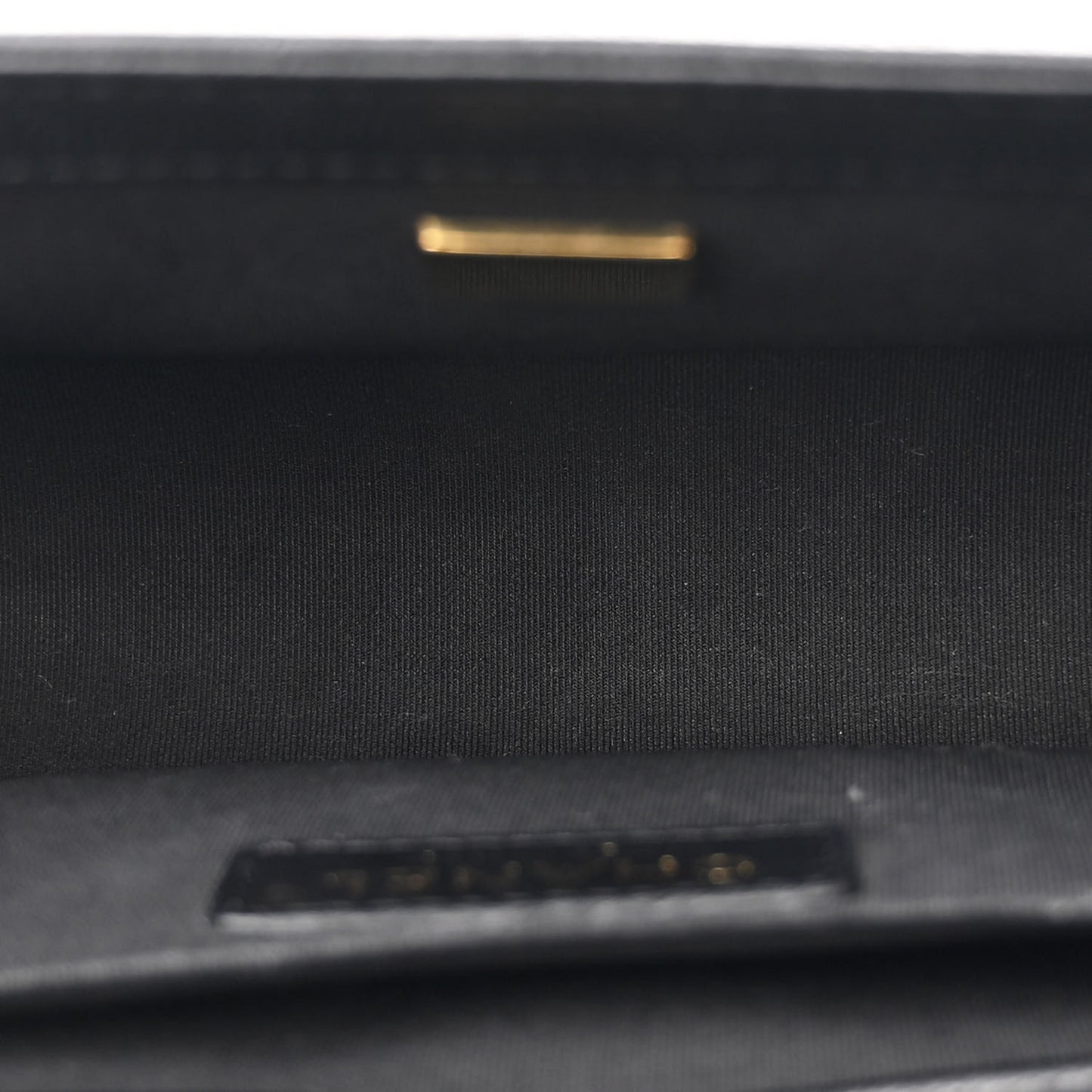 Caviar Quilted Medium Boy Flap Black